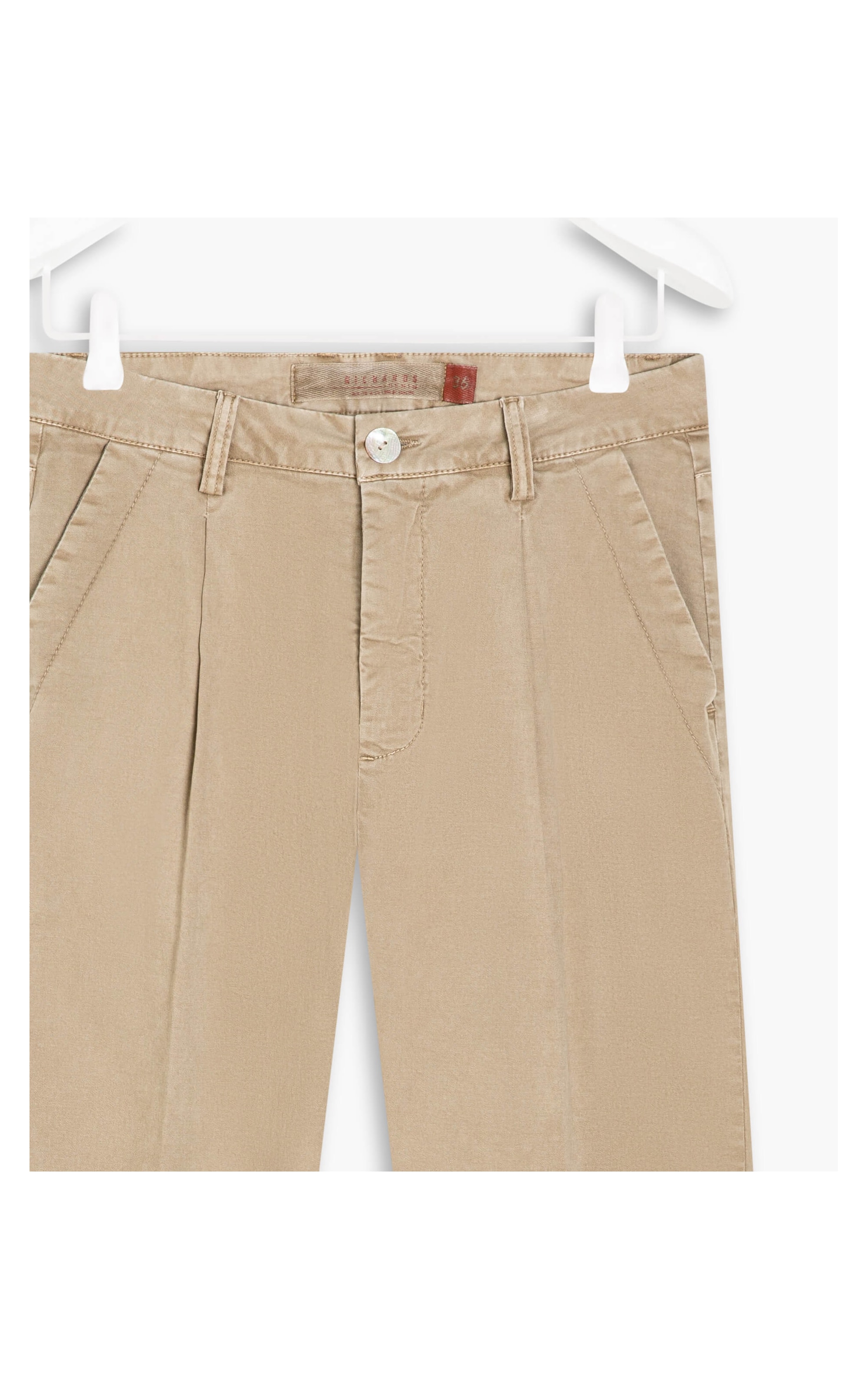 Calça Chino Pregas Rihanna Caqui