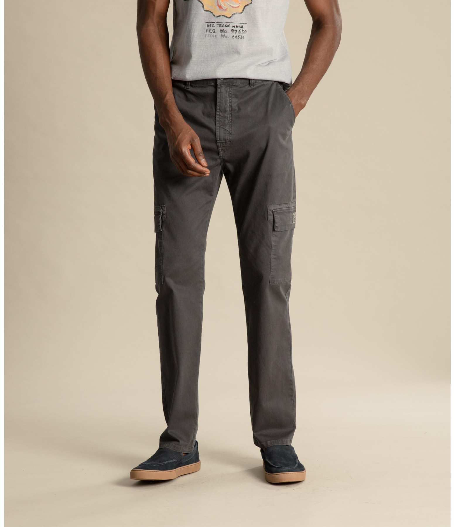 Calça Color Twill Tradicional Tokyo Grafite