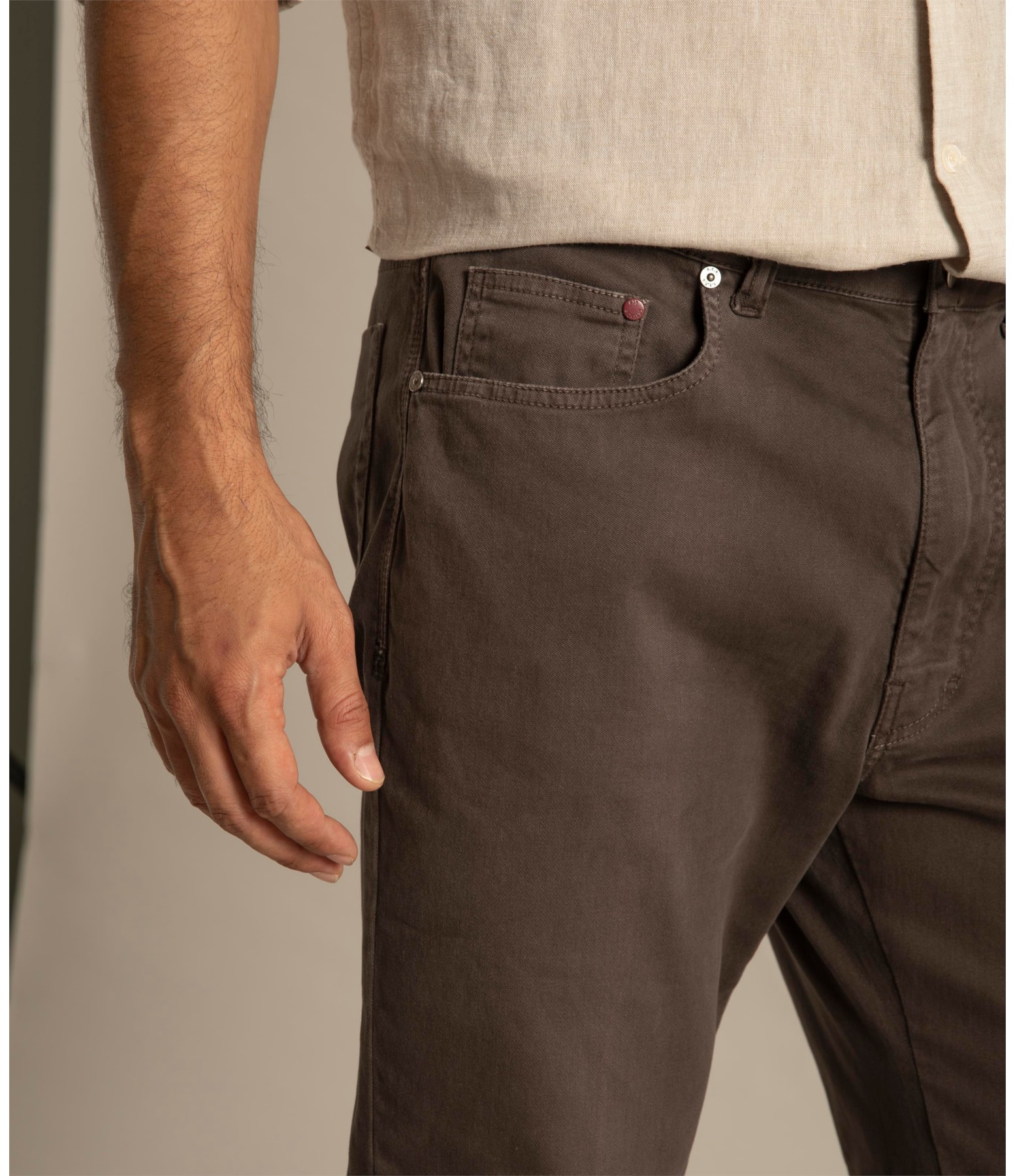 Calça Five Pockets Jogging Color Marrom Escuro