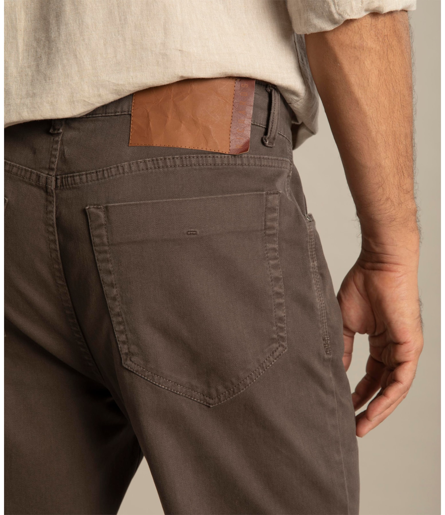 Calça Five Pockets Jogging Color Marrom Escuro