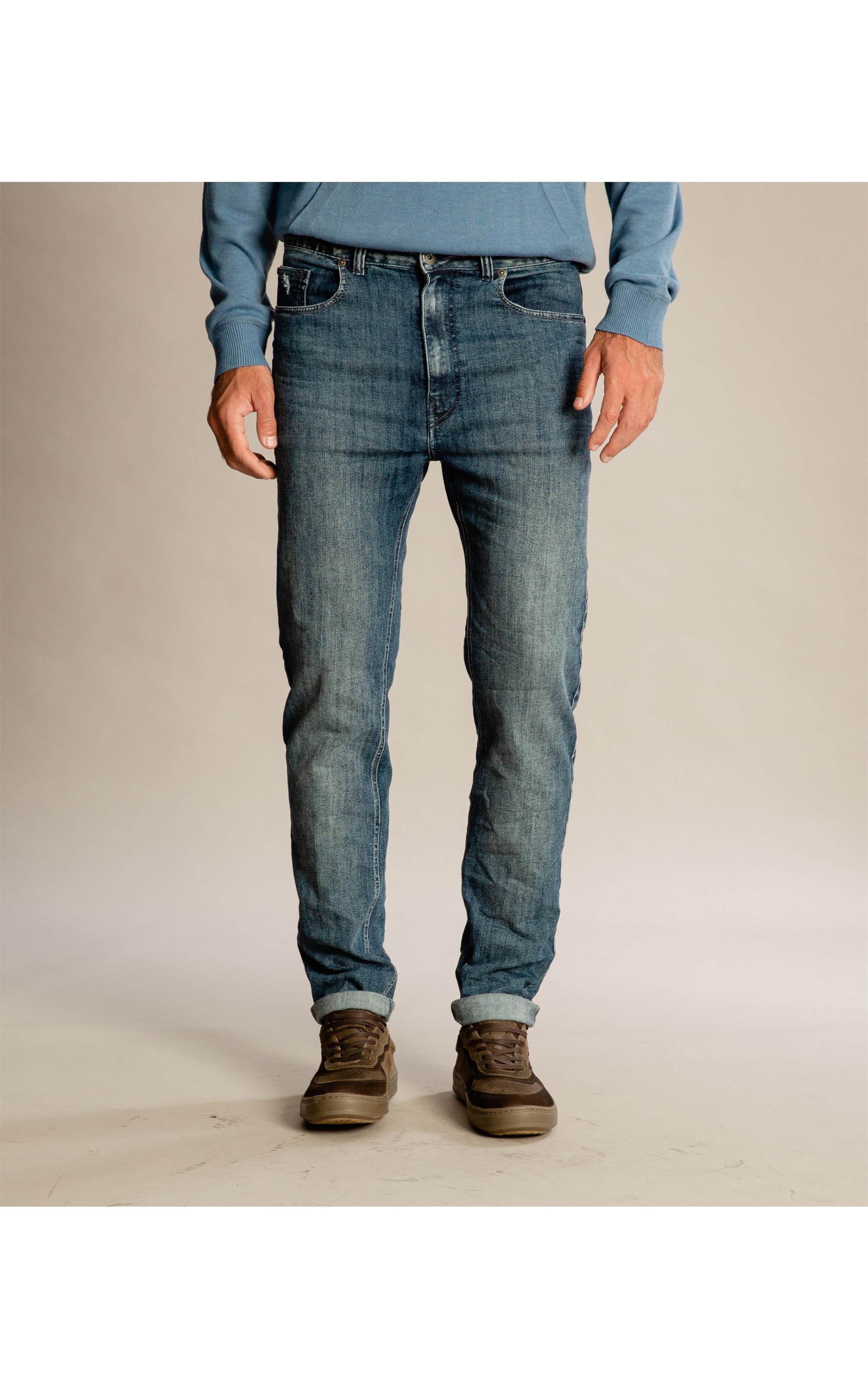 Calça High Comfort Dark Tradicional Hugo Lav.Med.C/Sky Bleach Sup.