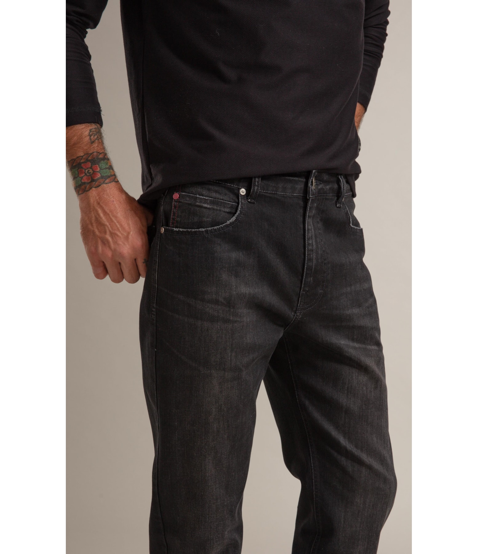Calca Intense Black Cutom Fit Lav. Escuro C/ Used 2197