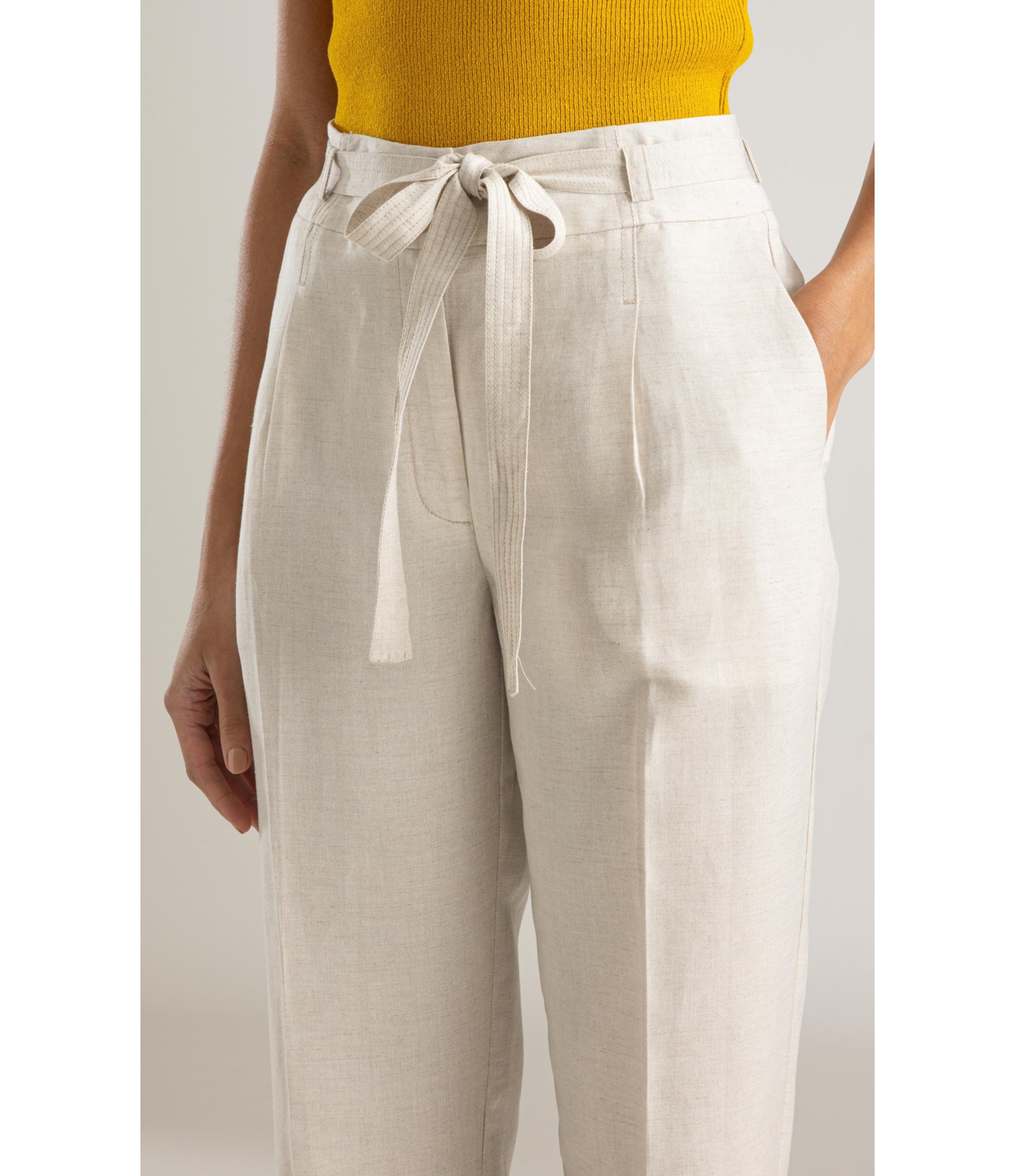 Calca Magnus Basic Fit Linho Blend Areia