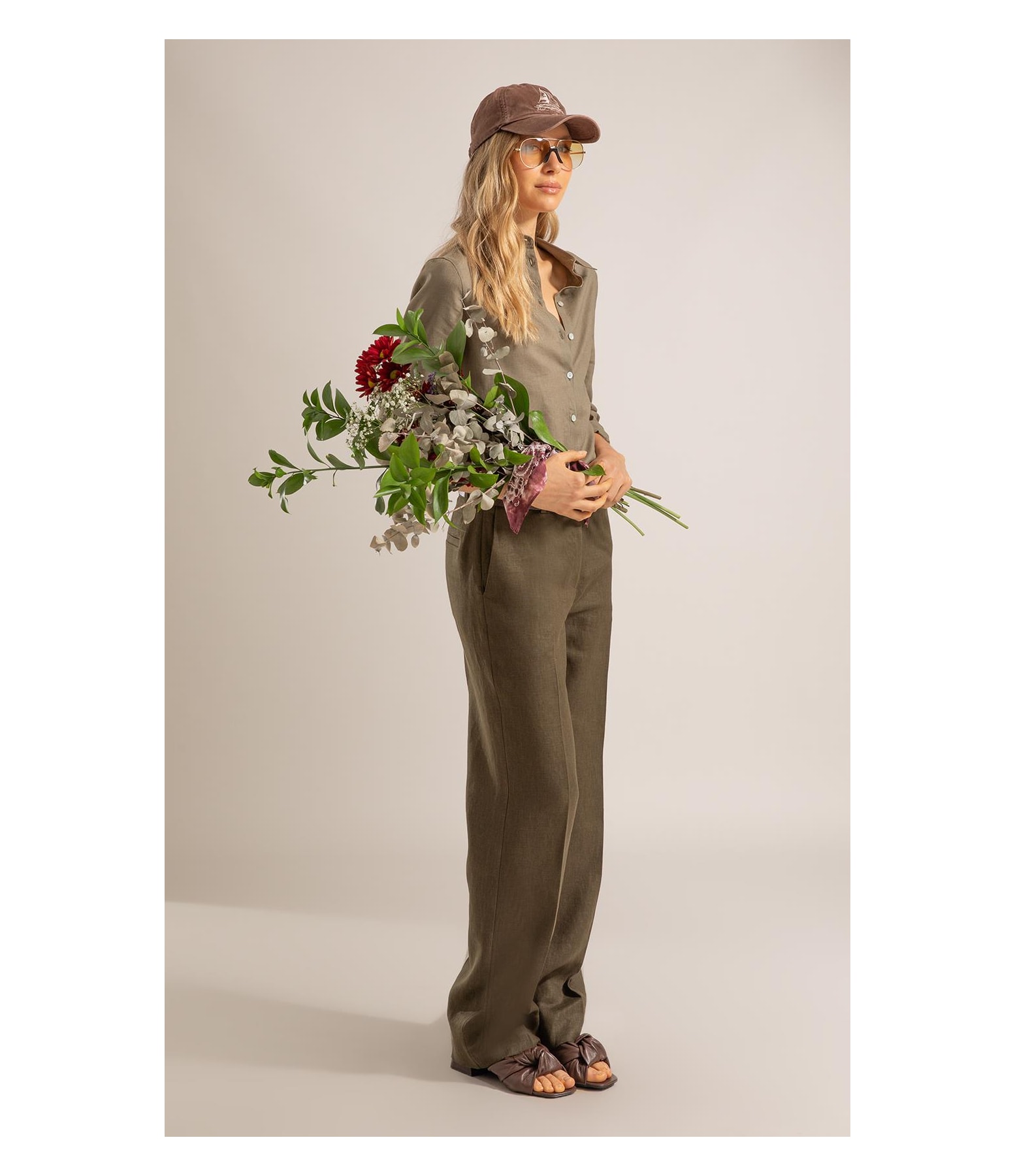 Calça Reta Puro Linho Verde Militar