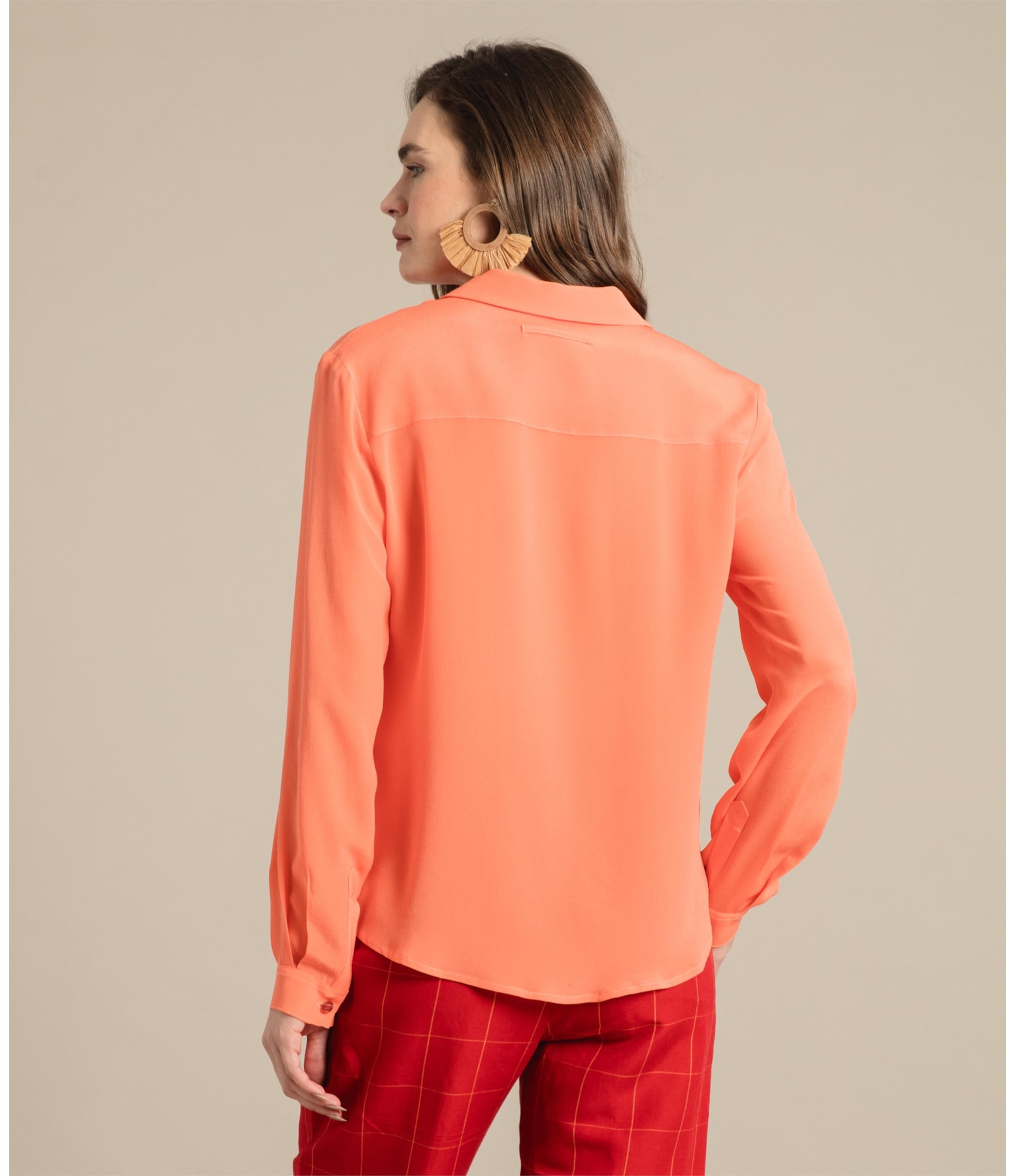 Camisa Dalia Seda Lisa Coral