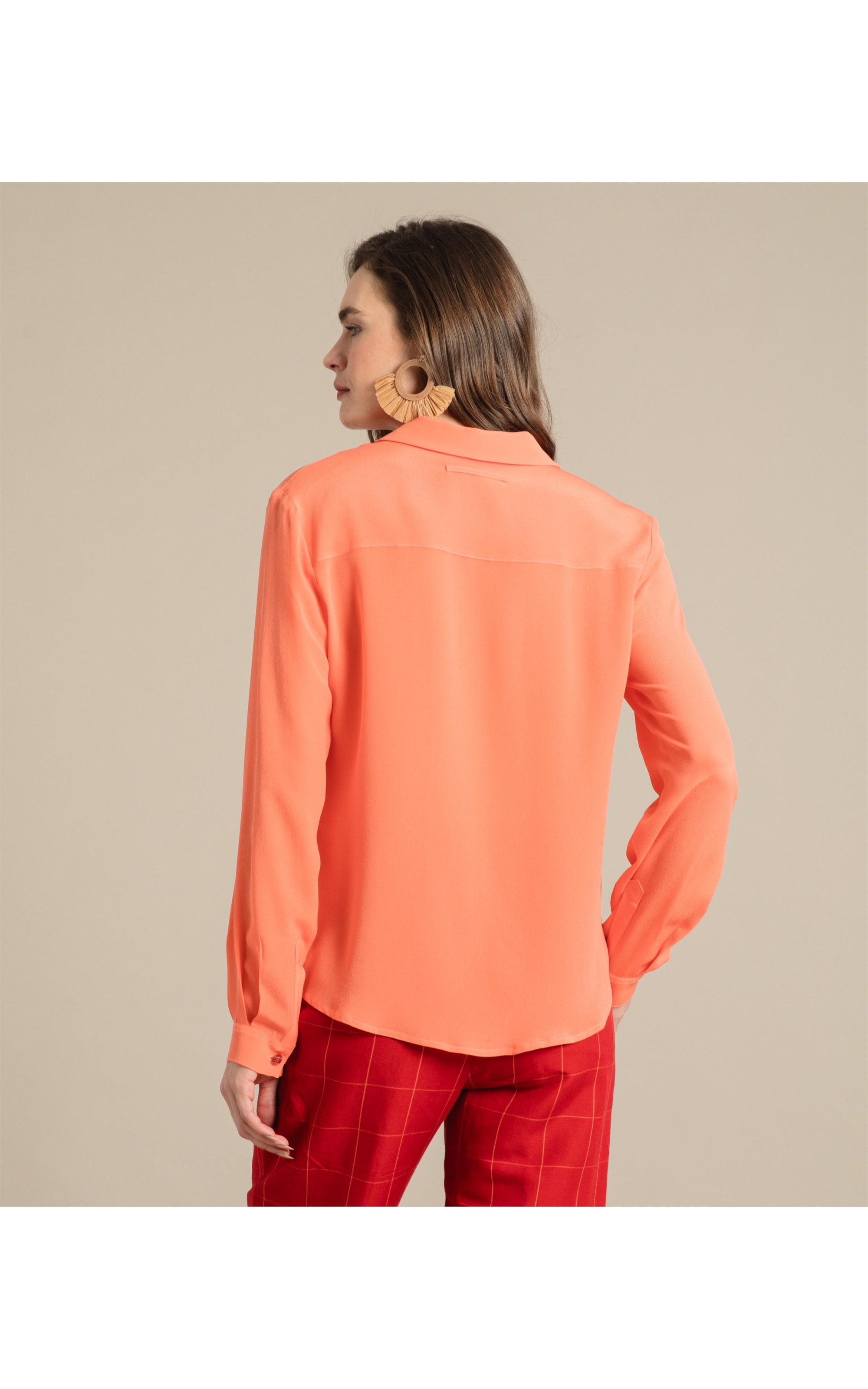 Camisa Dalia Seda Lisa Coral