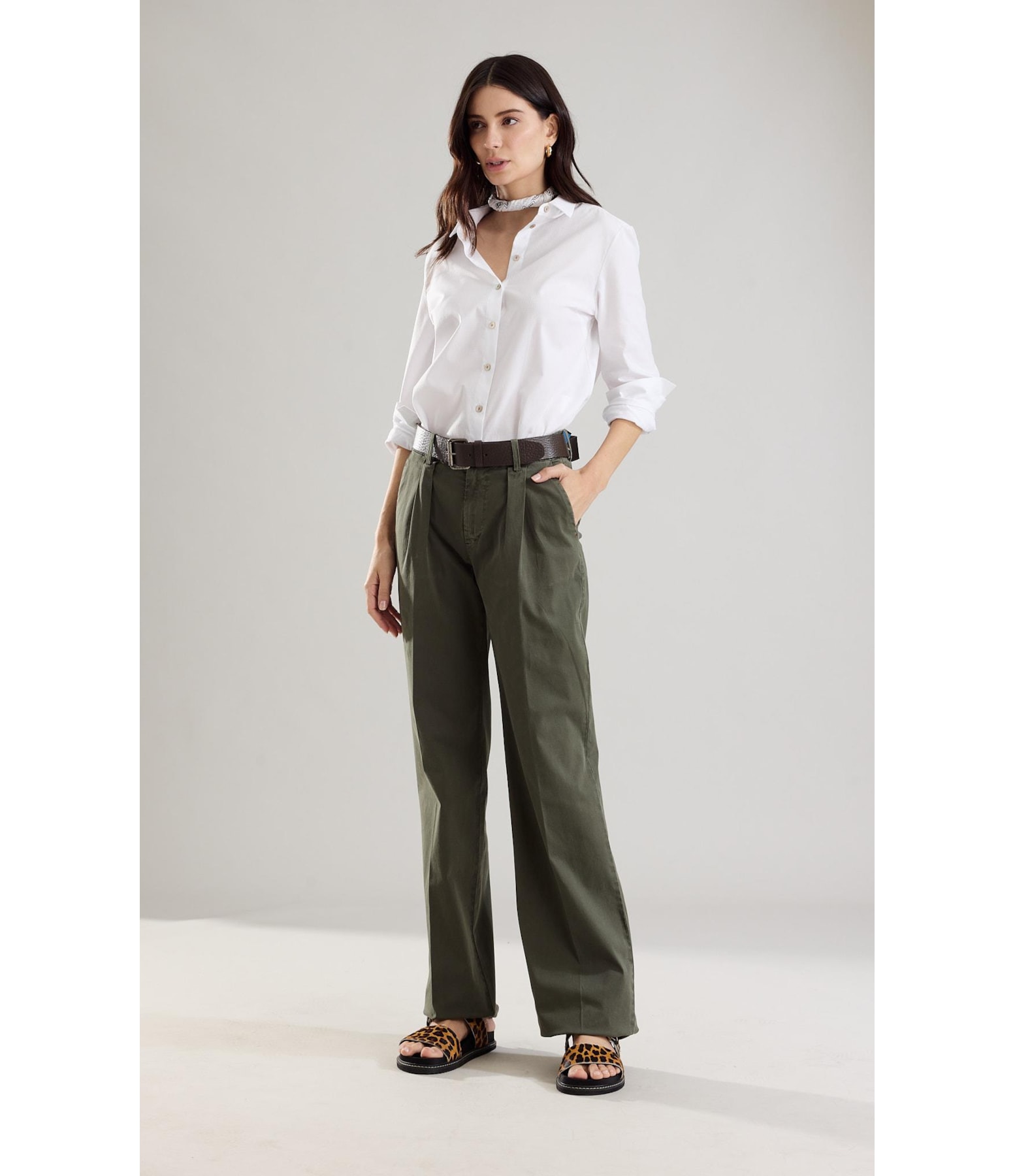 Camisa Leona Voil Maquinetado Branco