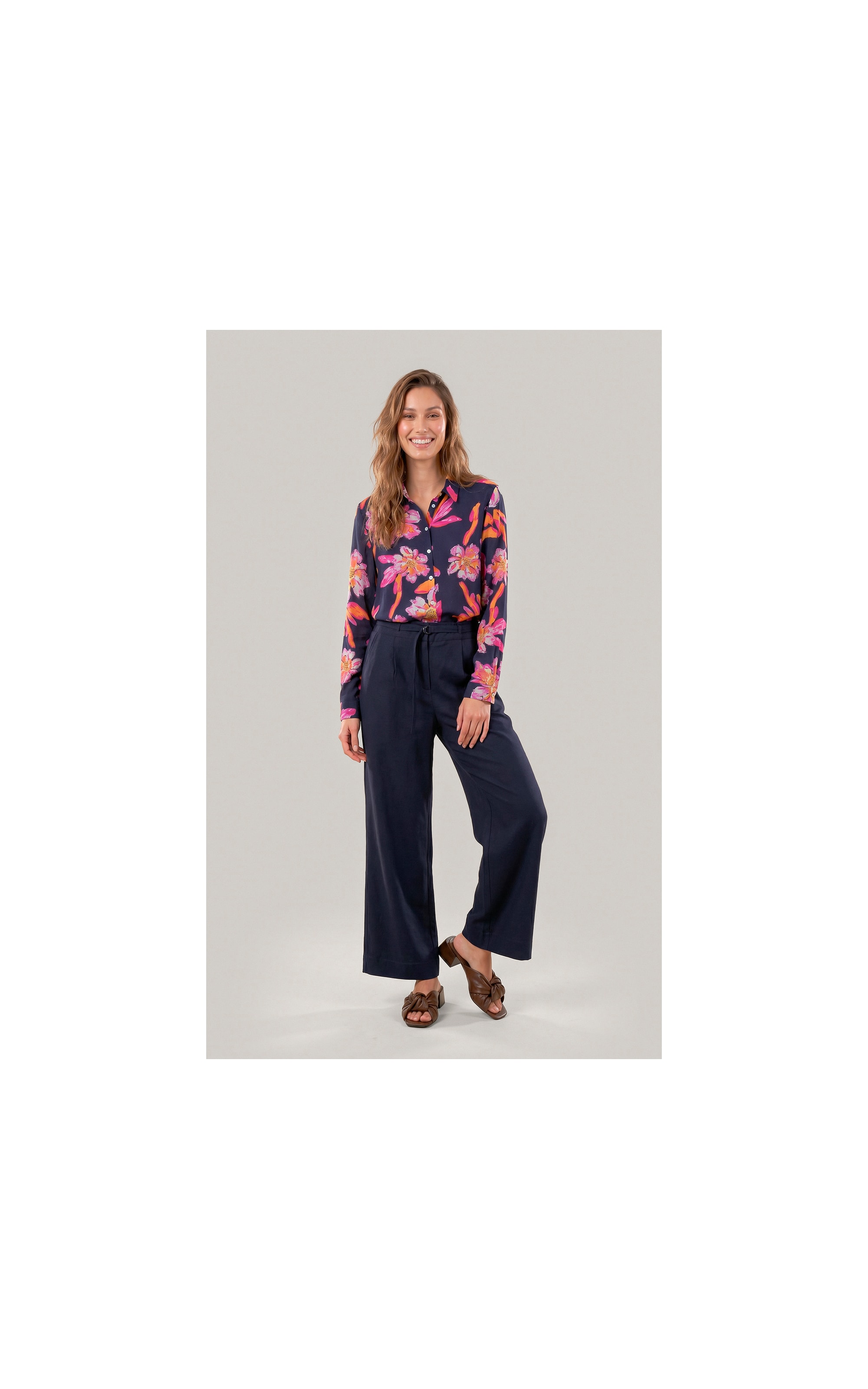 Camisa Linho  Nina Art Flower Dark Navy