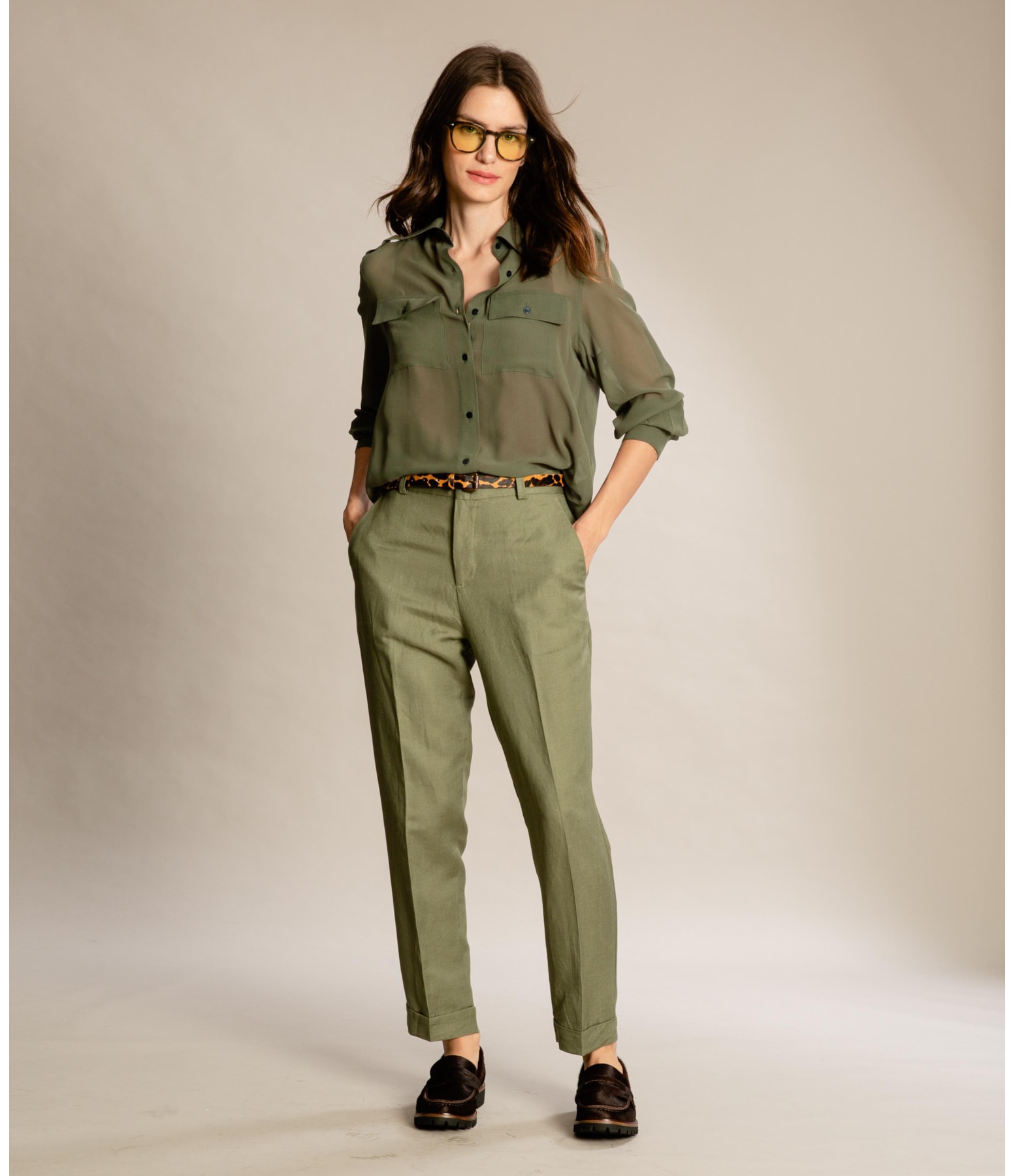 Camisa Magnolia Seda Lisa Verde Army