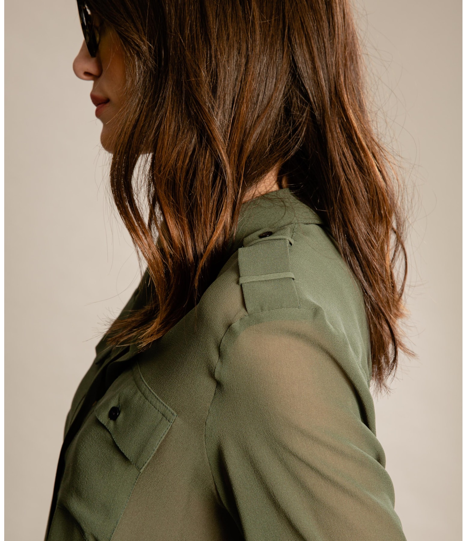 Camisa Magnolia Seda Lisa Verde Army
