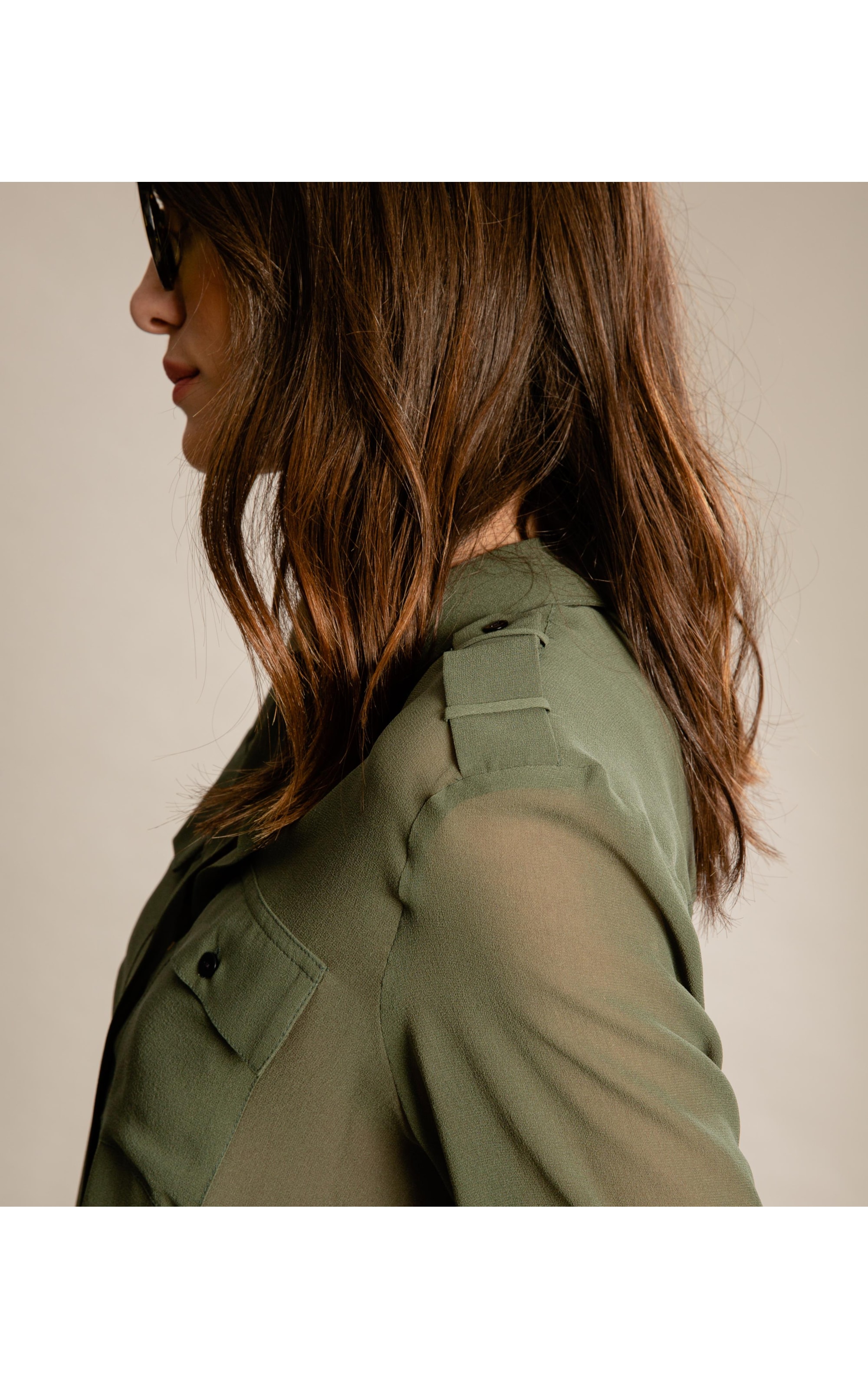 Camisa Magnolia Seda Lisa Verde Army