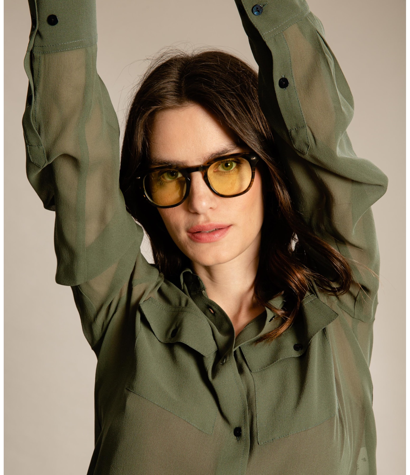 Camisa Magnolia Seda Lisa Verde Army