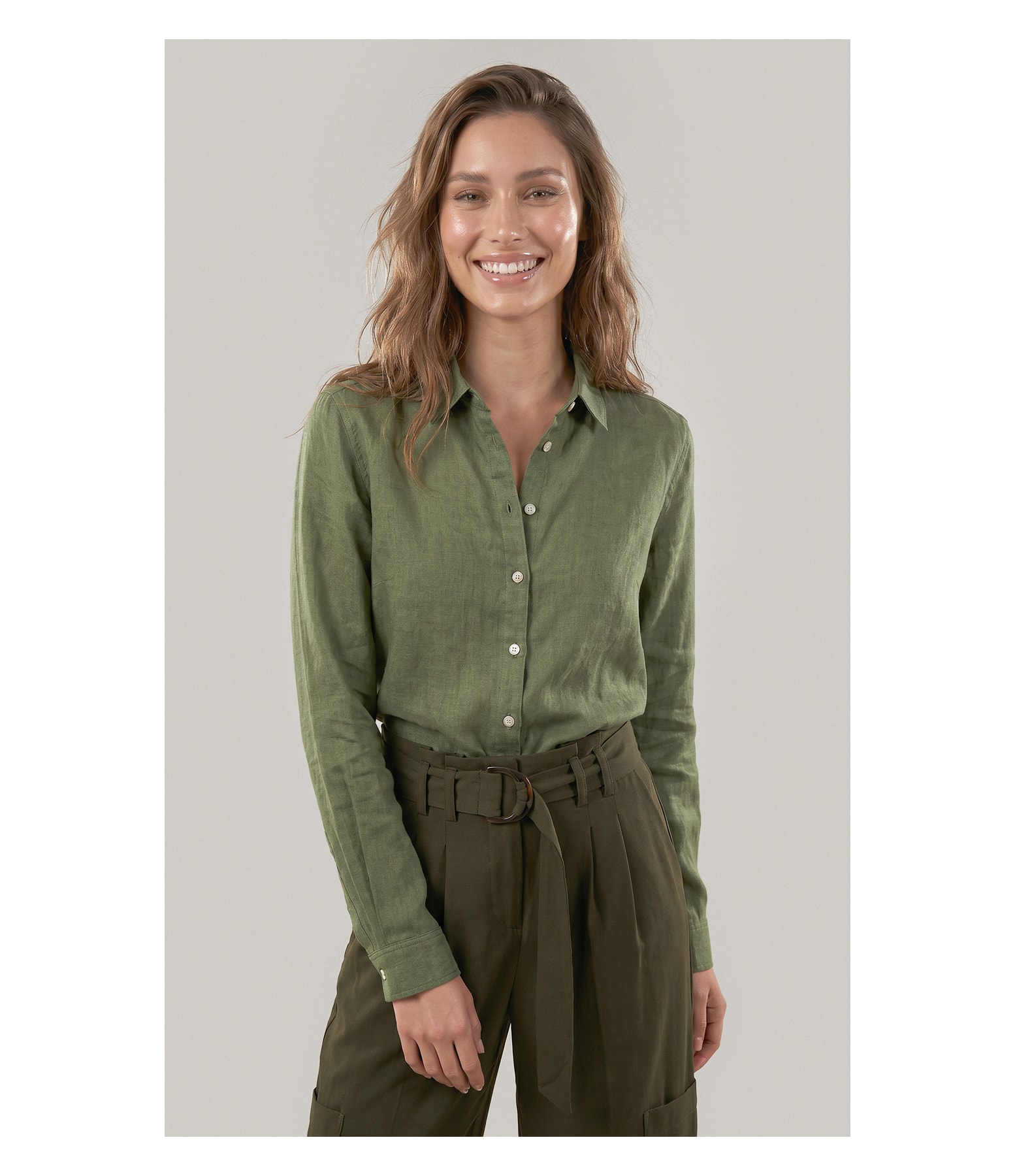 Camisa  Puro Linho Classic Verde Militar
