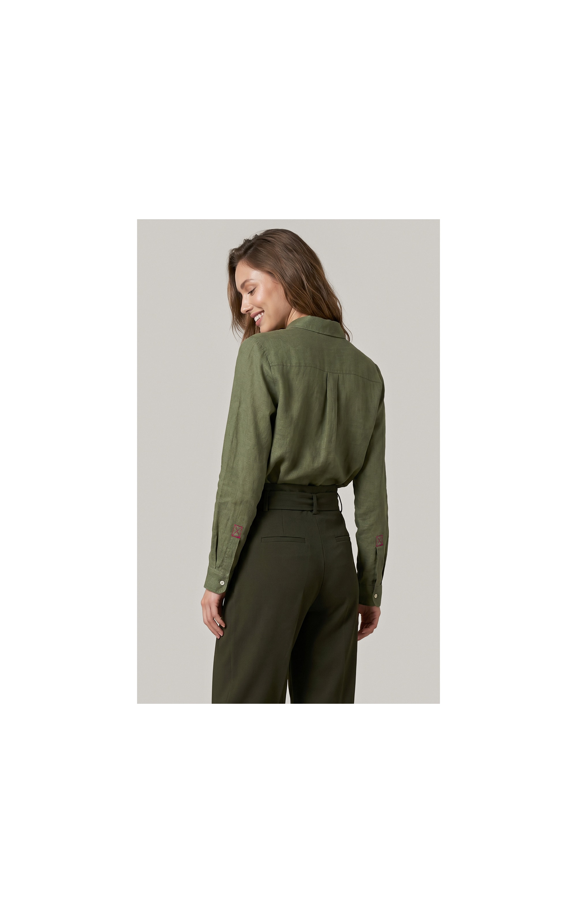 Camisa  Puro Linho Classic Verde Militar