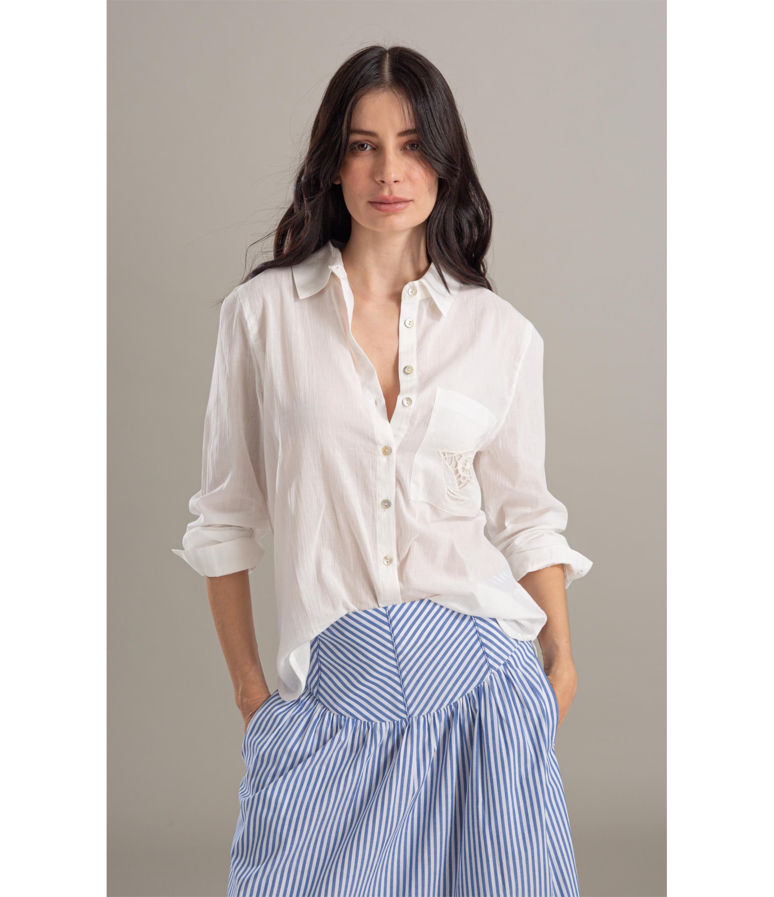 Camisa Sardenha Bolso Barco Bordado Off White
