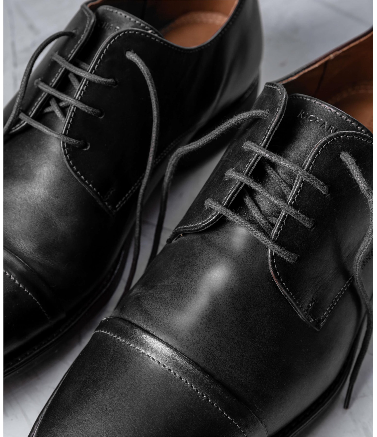 Cap Toe Relax Preto