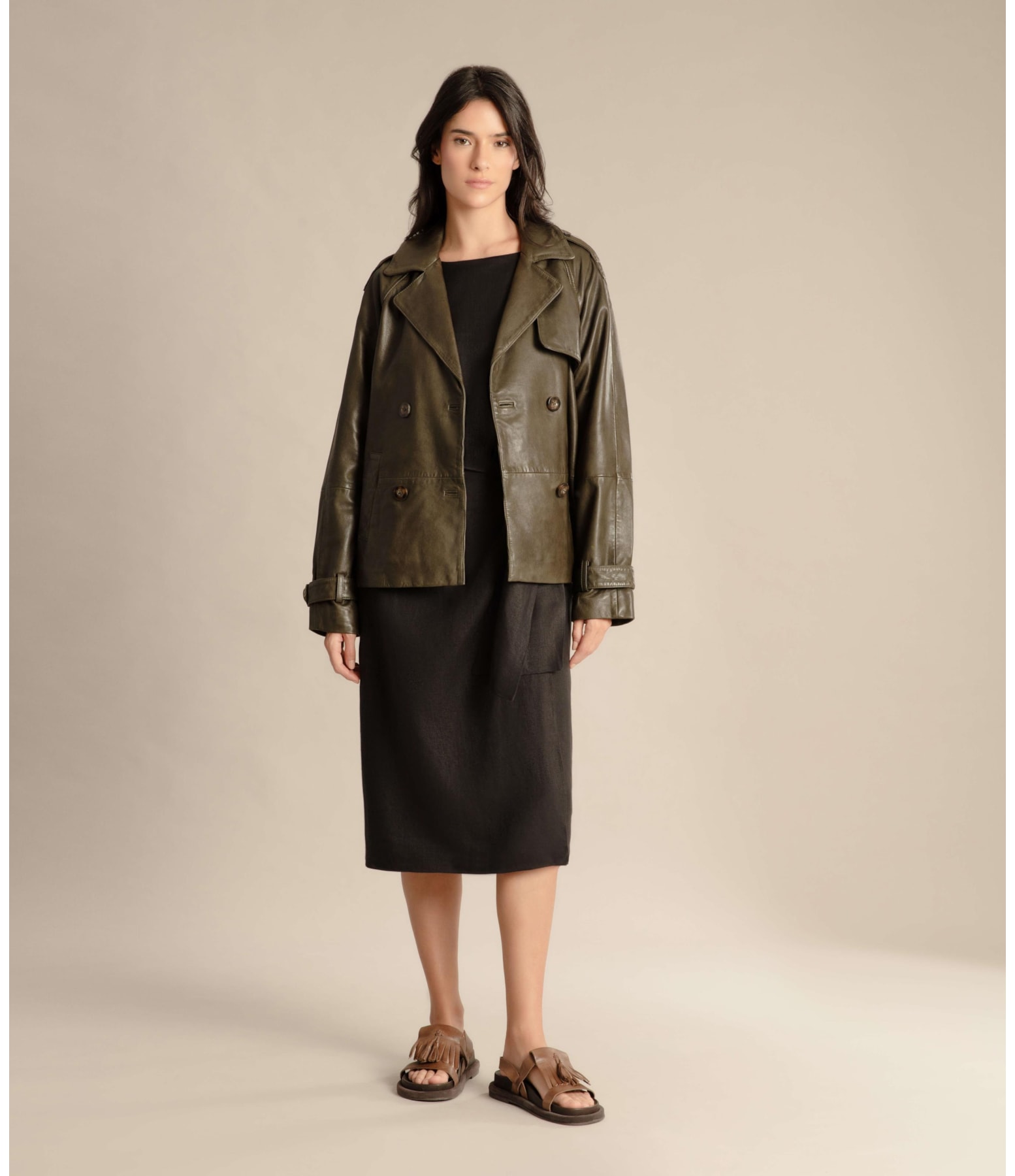 Casaco Boxy Leather Musgo