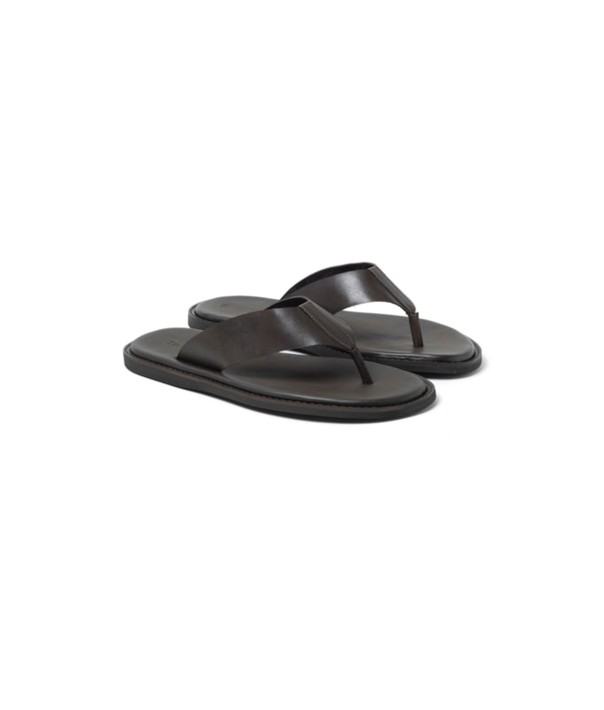 Chinelo Soleil Cafe
