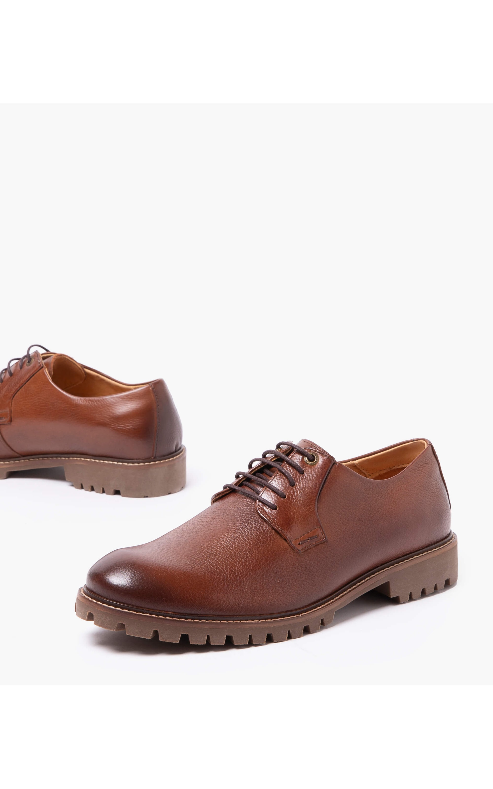 Derby Everest Marrom