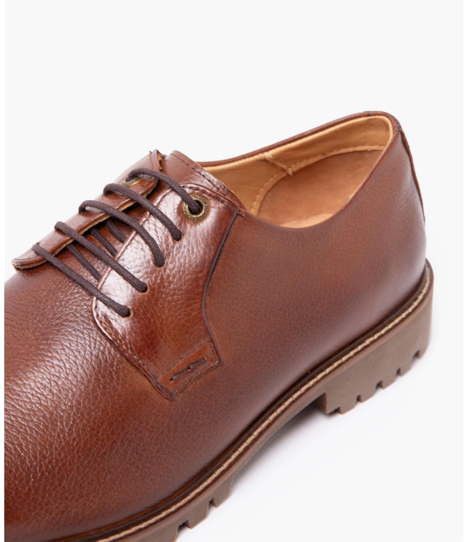 Derby Everest Marrom