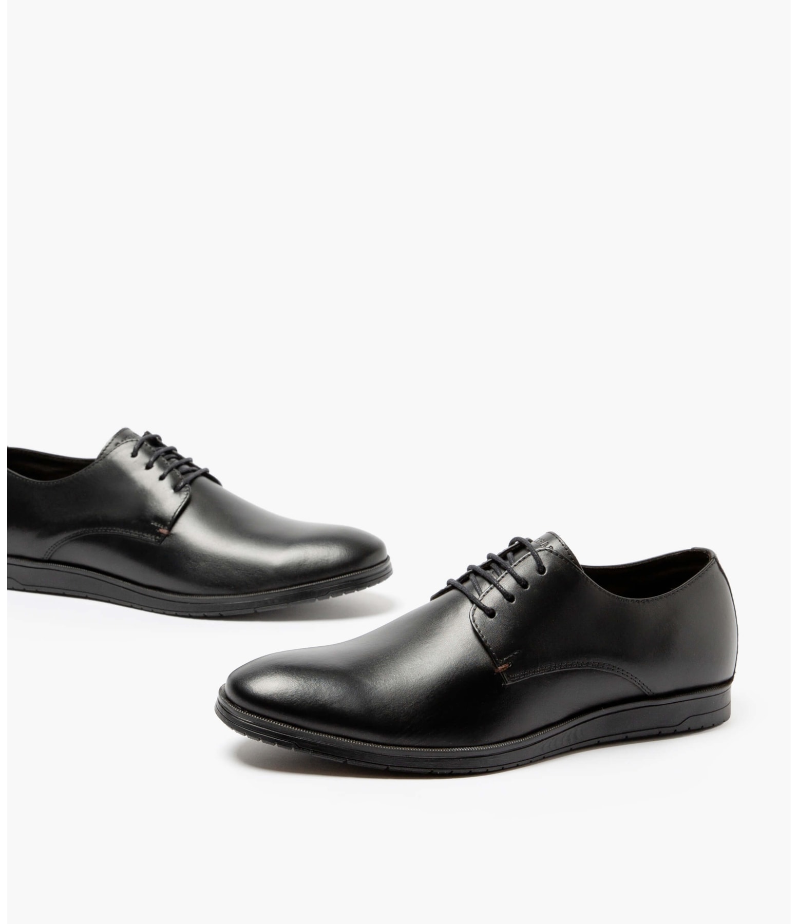 Derby Oregon Preto