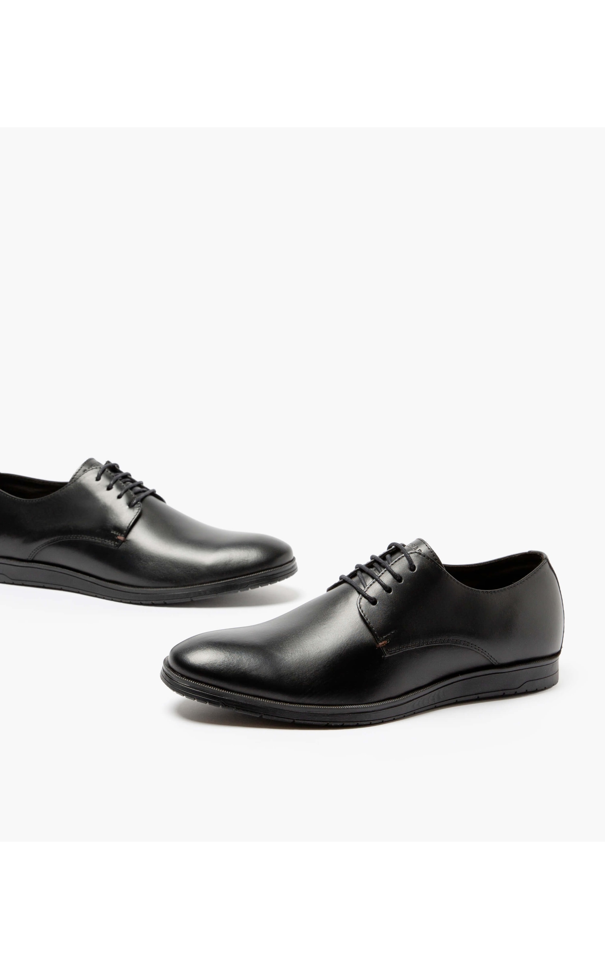 Derby Oregon Preto