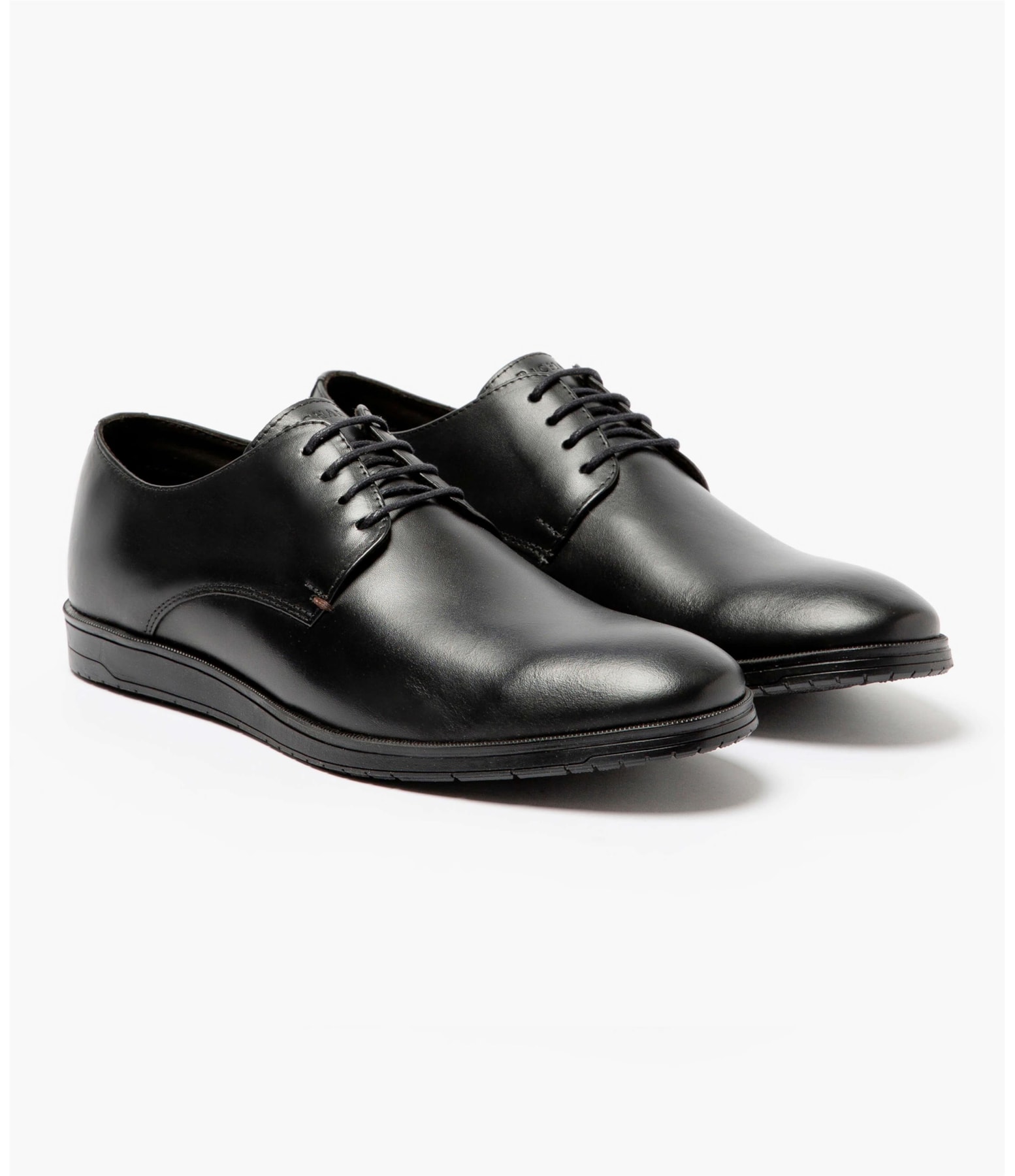 Derby Oregon Preto