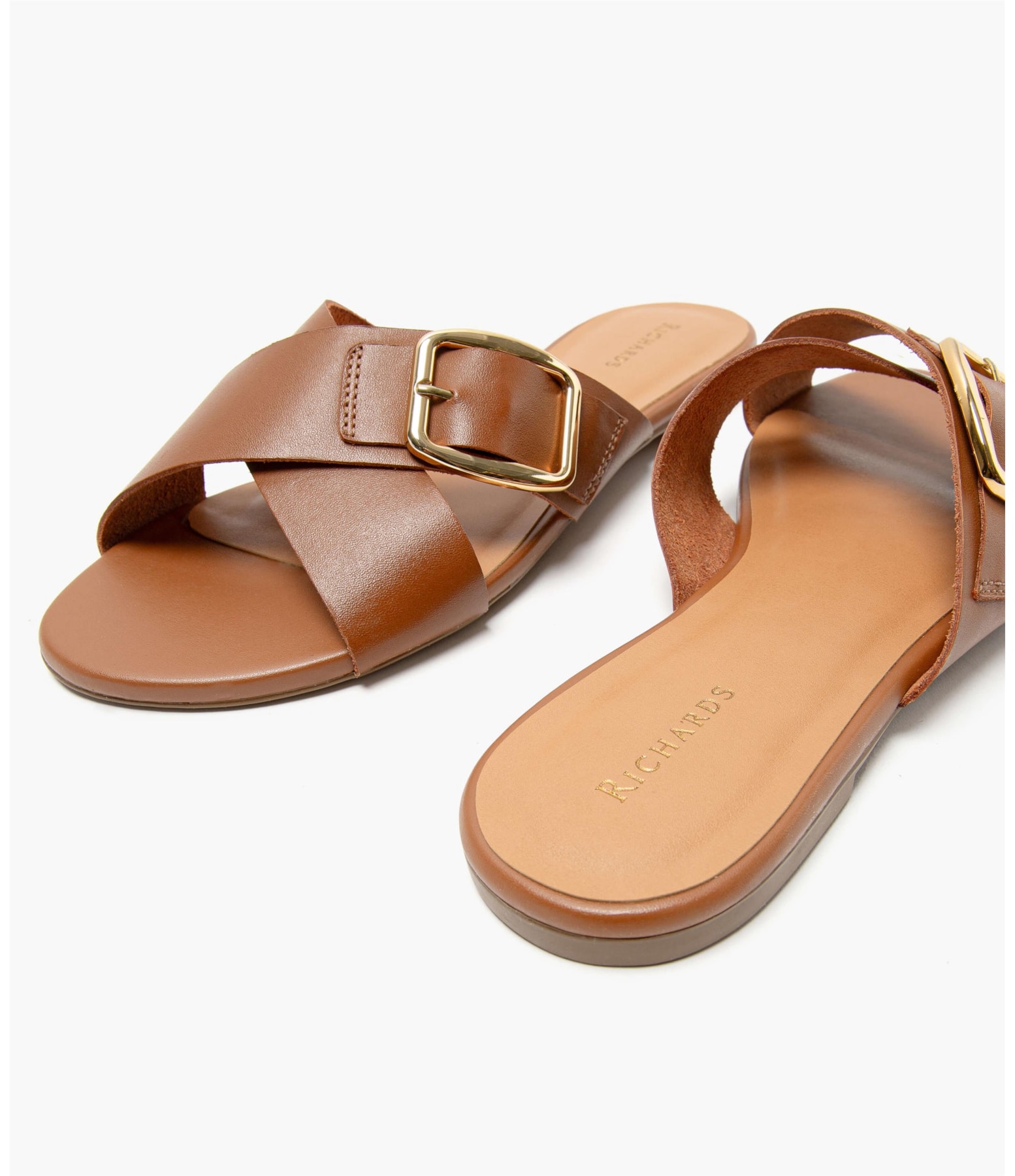 Flat Bianca Camel