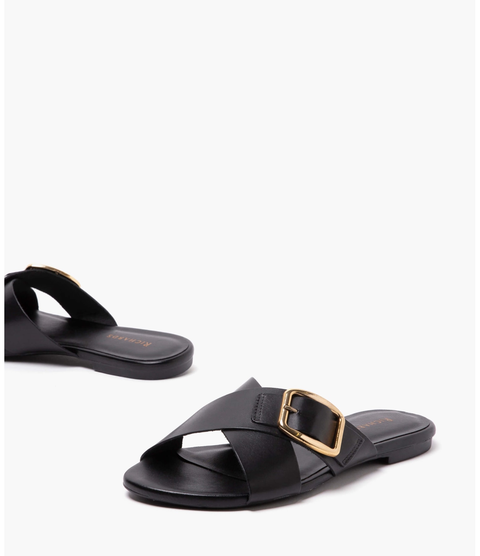 Flat Bianca Preto