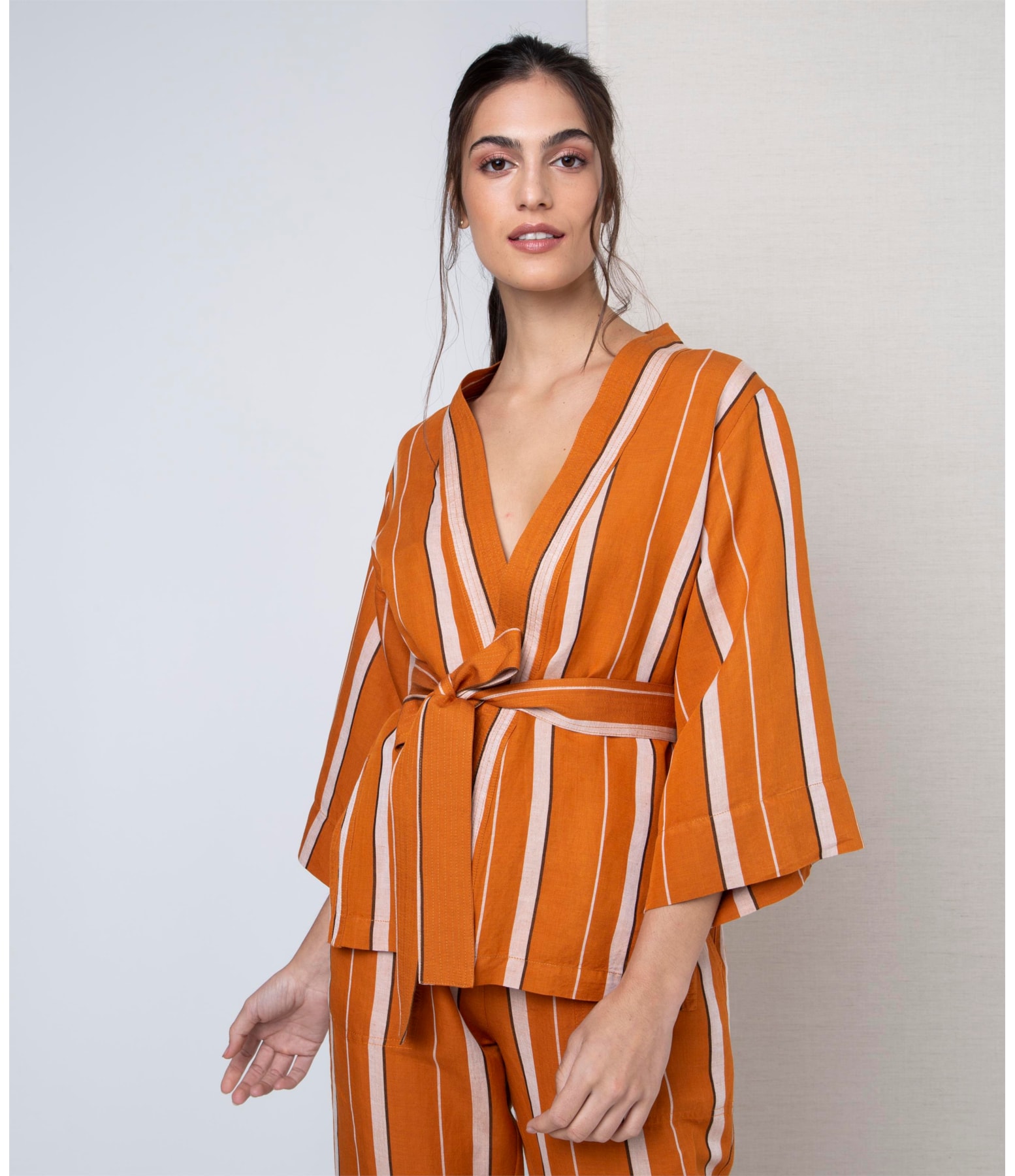 Kimono Linho Curto Listrado Laranja