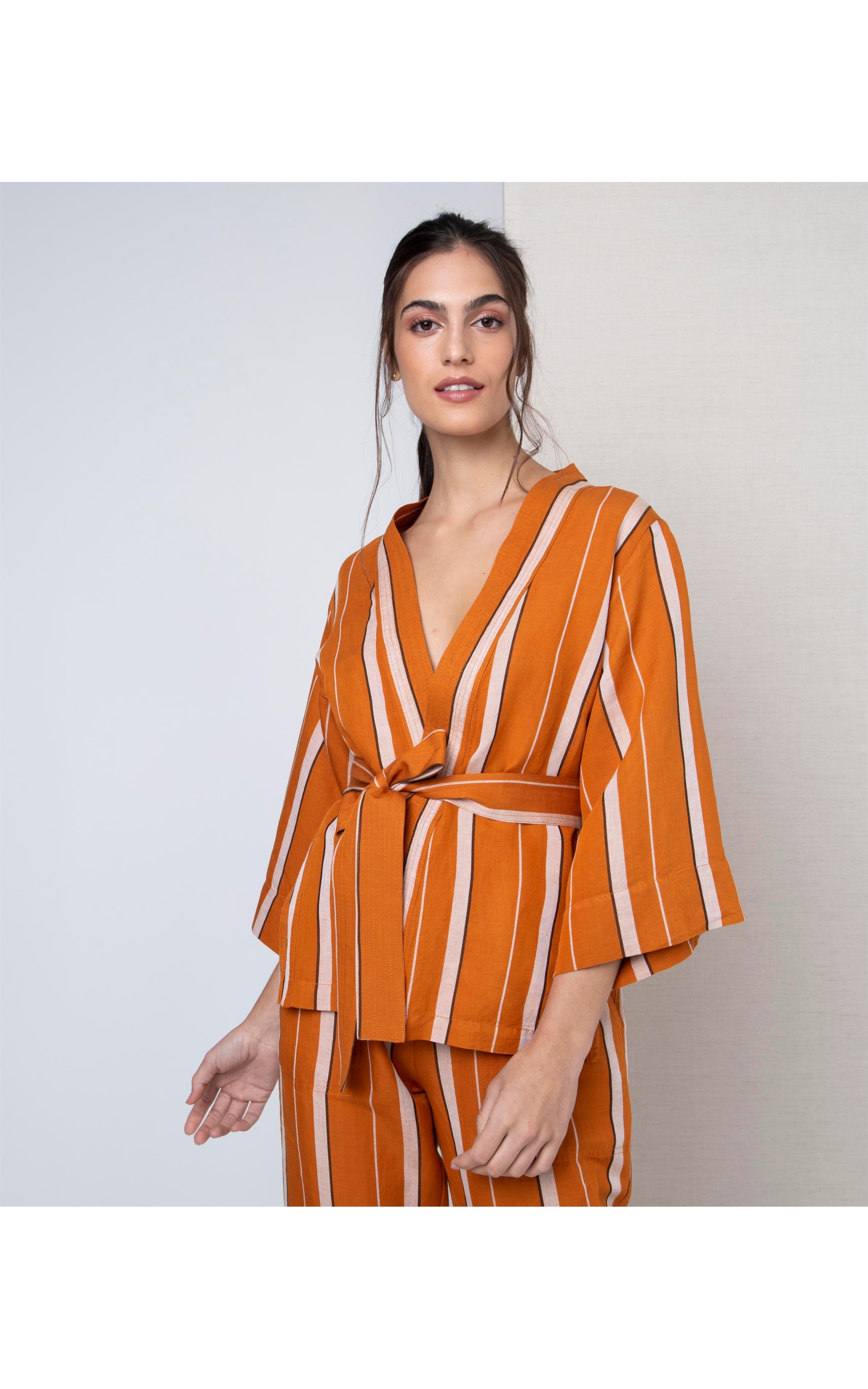 Kimono Linho Curto Listrado Laranja