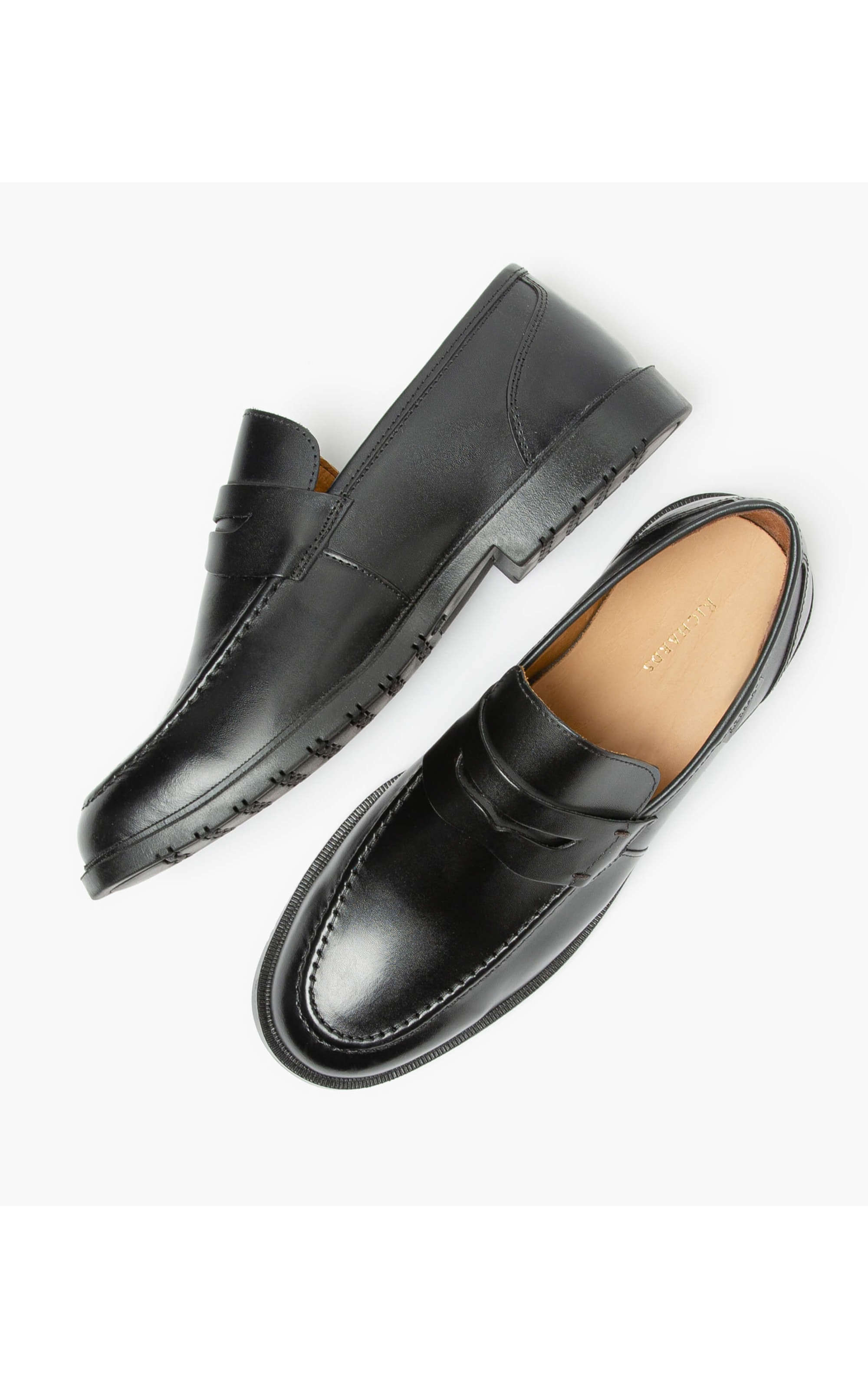 Loafer Basic Preto