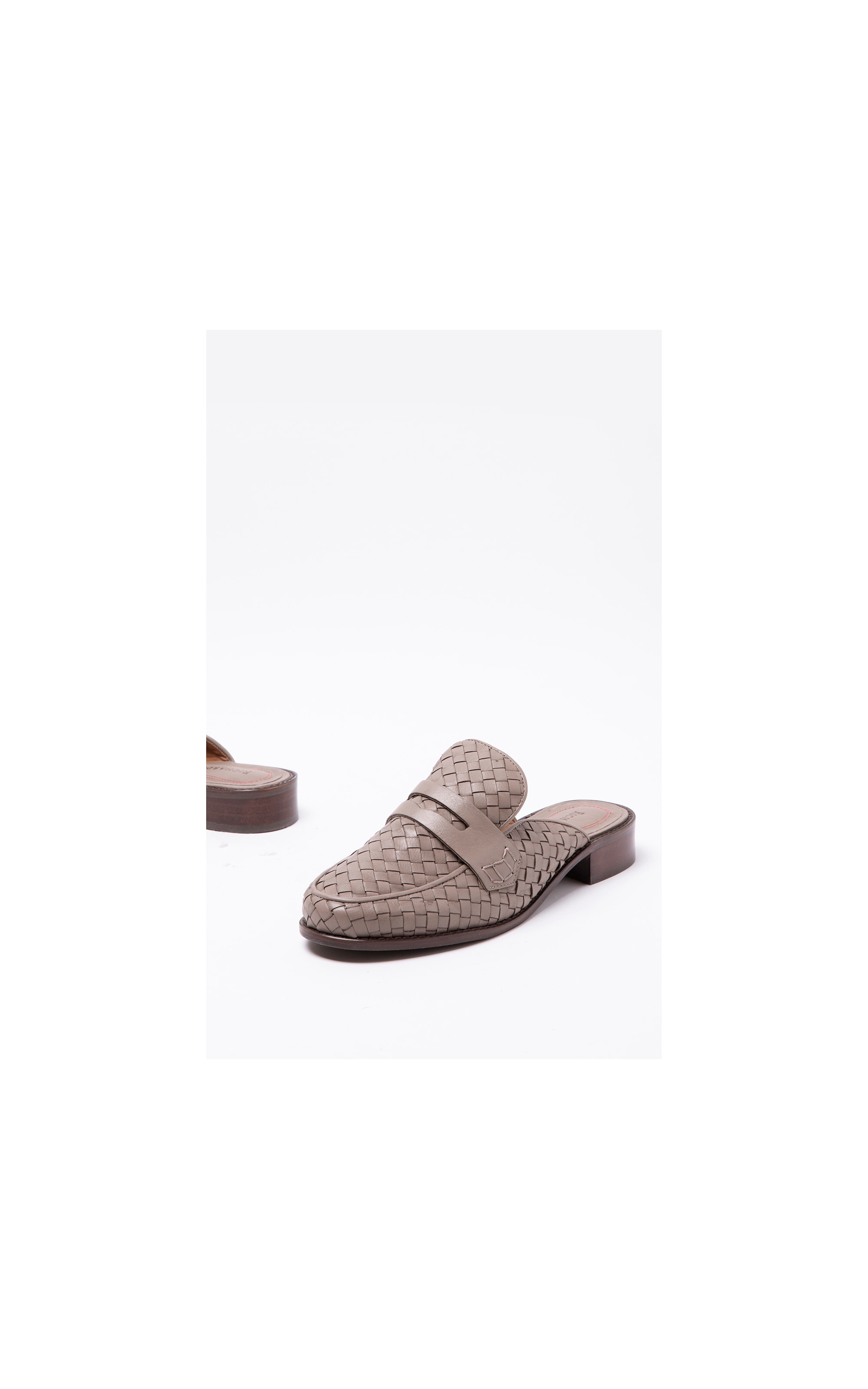 Mule Brandy Step Rch Husk