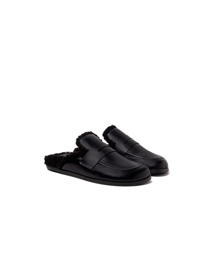 Mule Fluffy Richards Preto