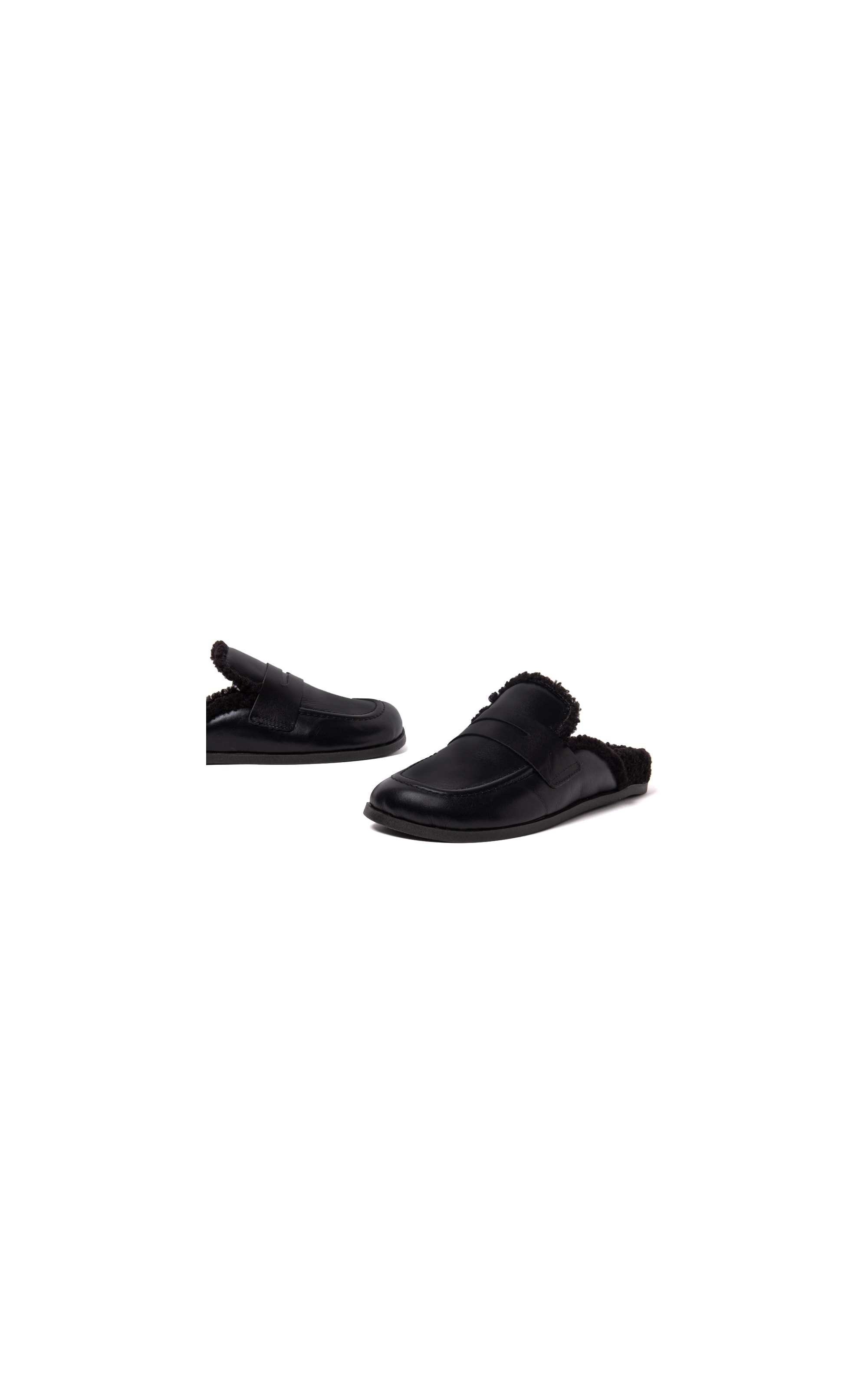 Mule Fluffy Richards Preto