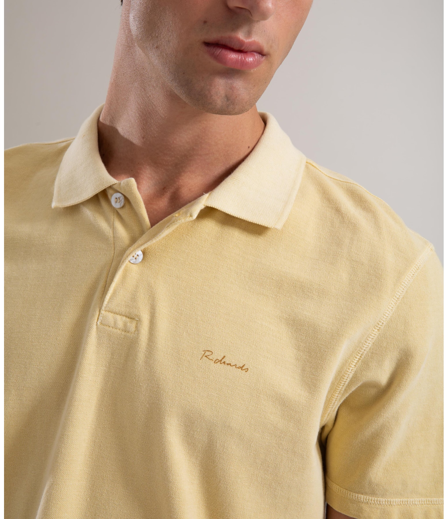 Polo Piquet Washed Amarelo