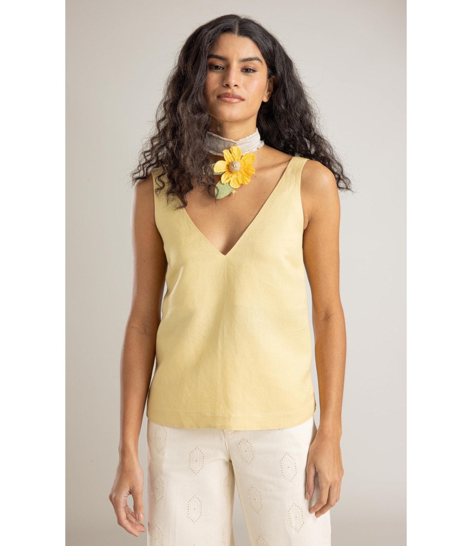 Regata Simas Linho Blend Amarelo Claro