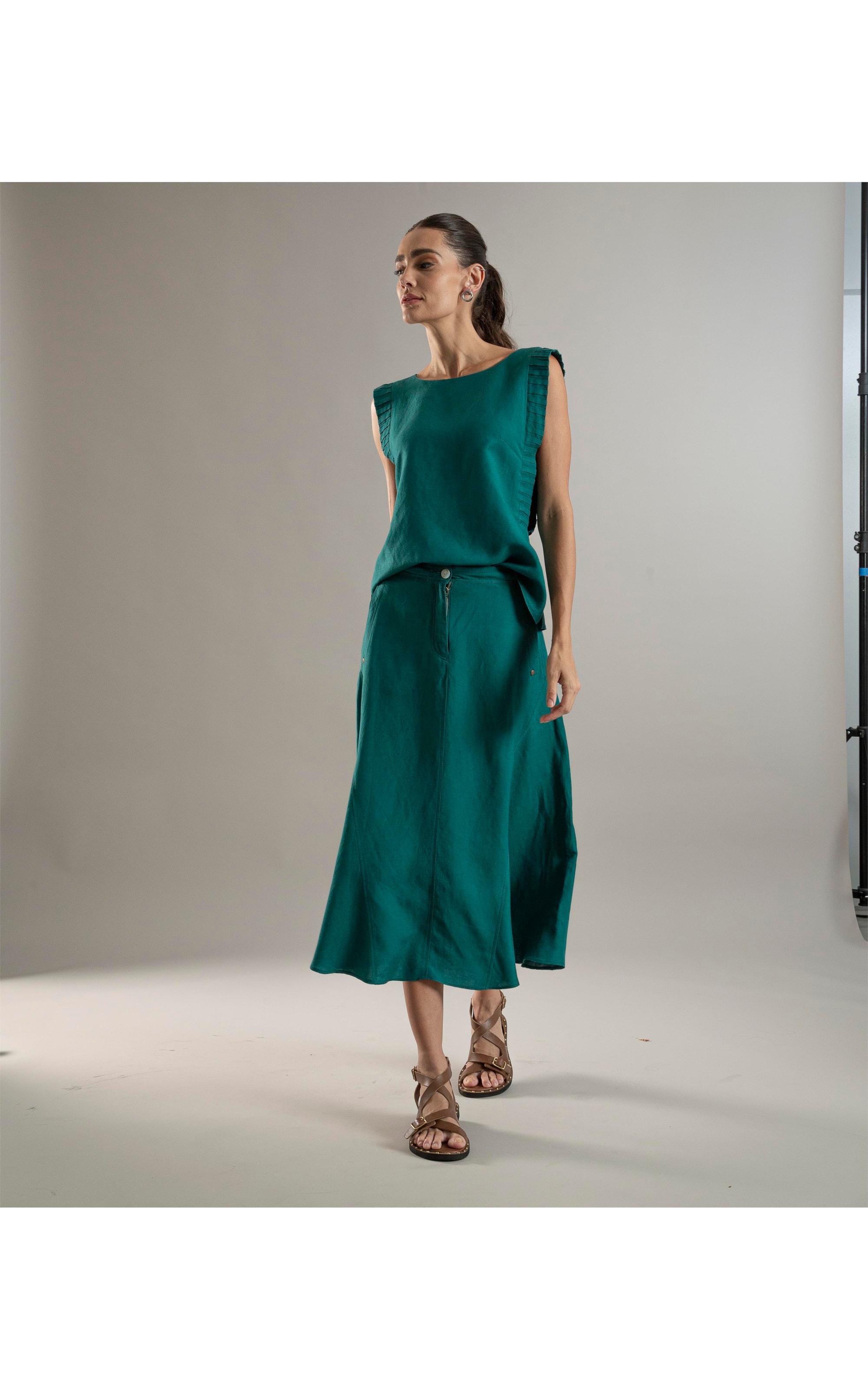 Saia Aias Linho Liso Verde