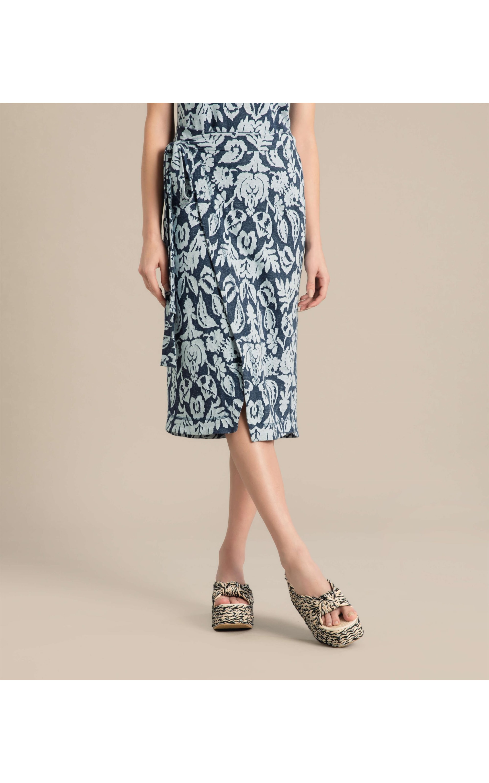 Saia Hina Jacquard Frida Marinho
