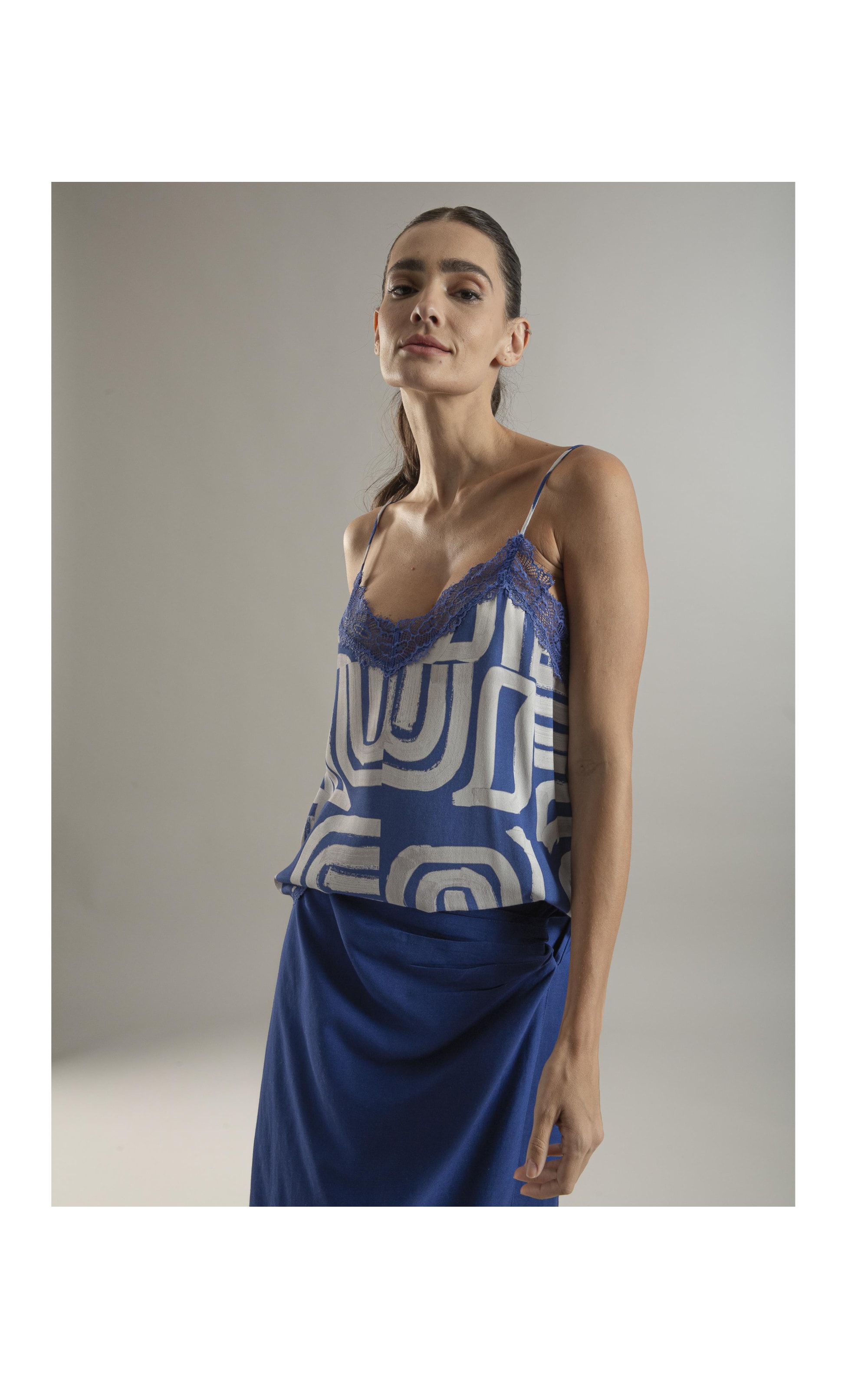 Saia Linho  Angra  Liso Azul Bic