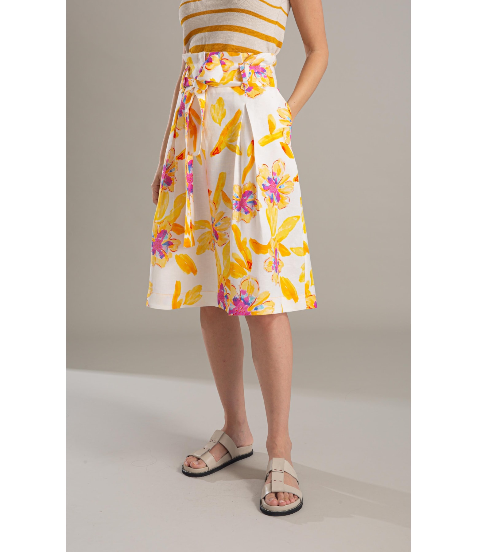 Saia Linho  Catarina  Estampa Artflower Branco