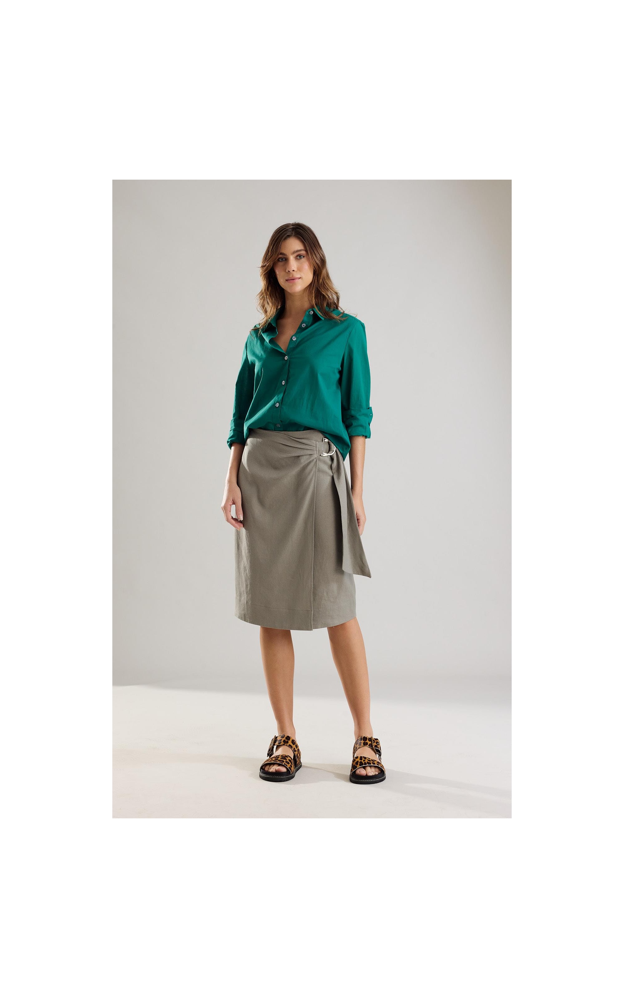 Saia Linho  Paris  Liso Caqui