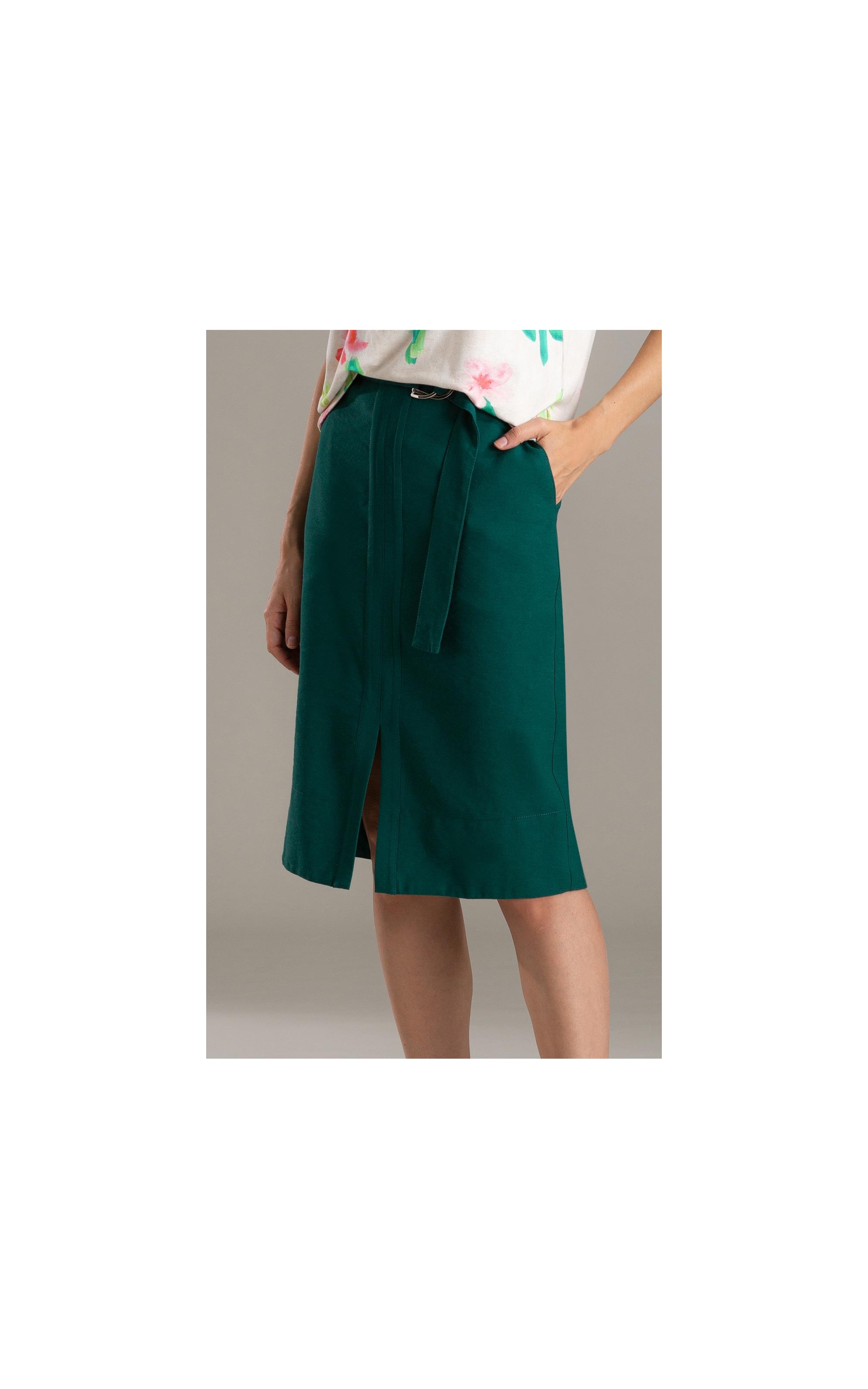 Saia Raya Linho Blend Liso Floresta