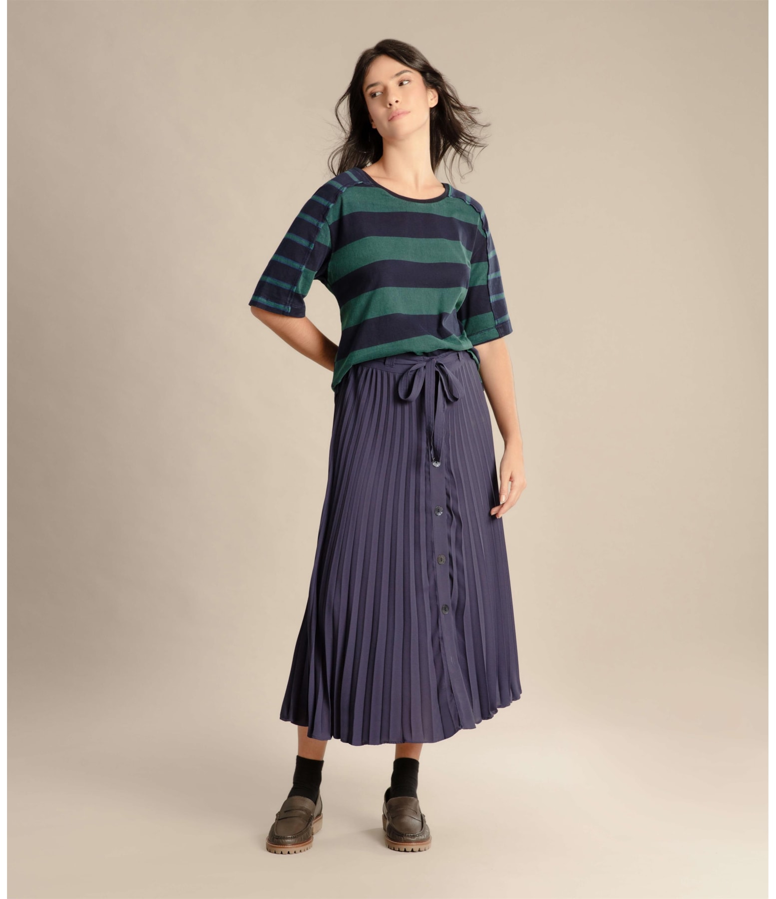 Saia Vera Plissada Lisa Dark Navy