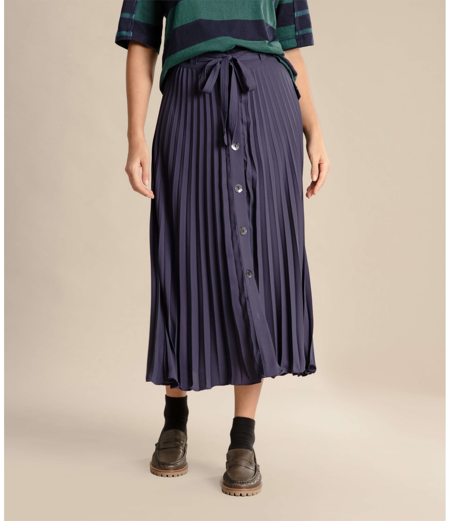 Saia Vera Plissada Lisa Dark Navy