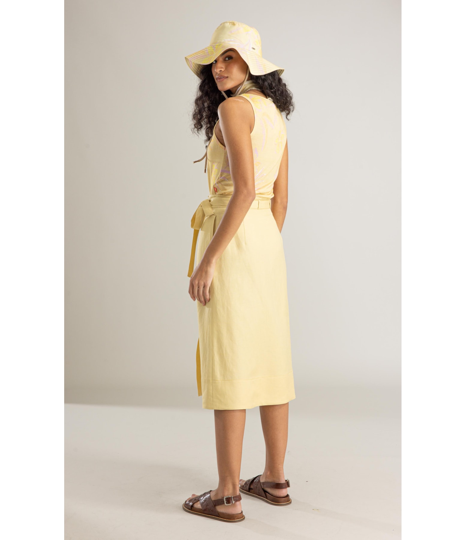 Saia Vita Linho Blend Liso Amarelo Claro