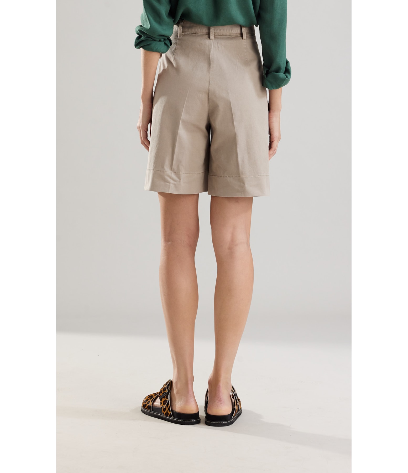 Short Canvas Faixa Luna Husk