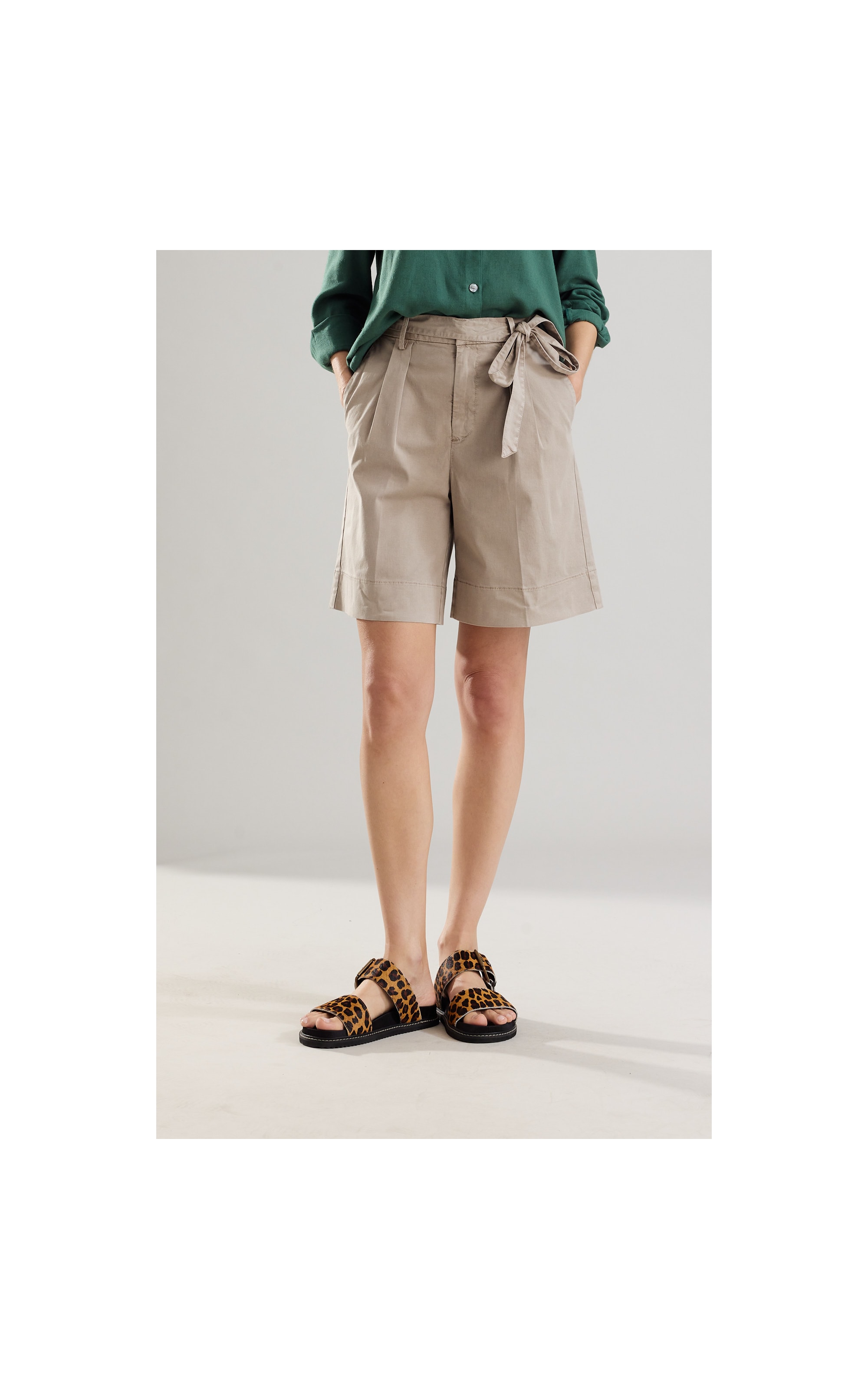 Short Canvas Faixa Luna Husk