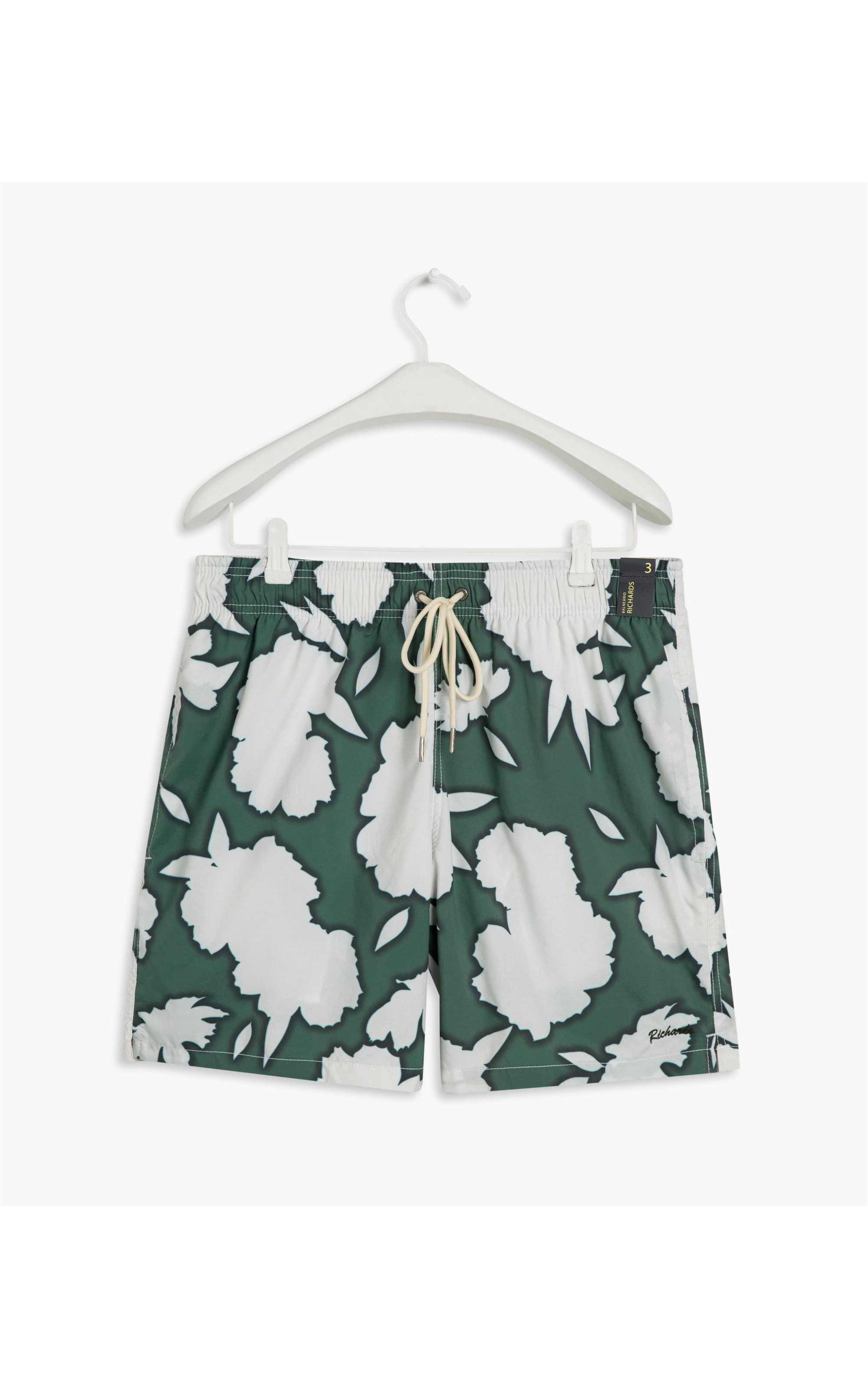 Short Praia Estampa Daisy Verde Bandeira
