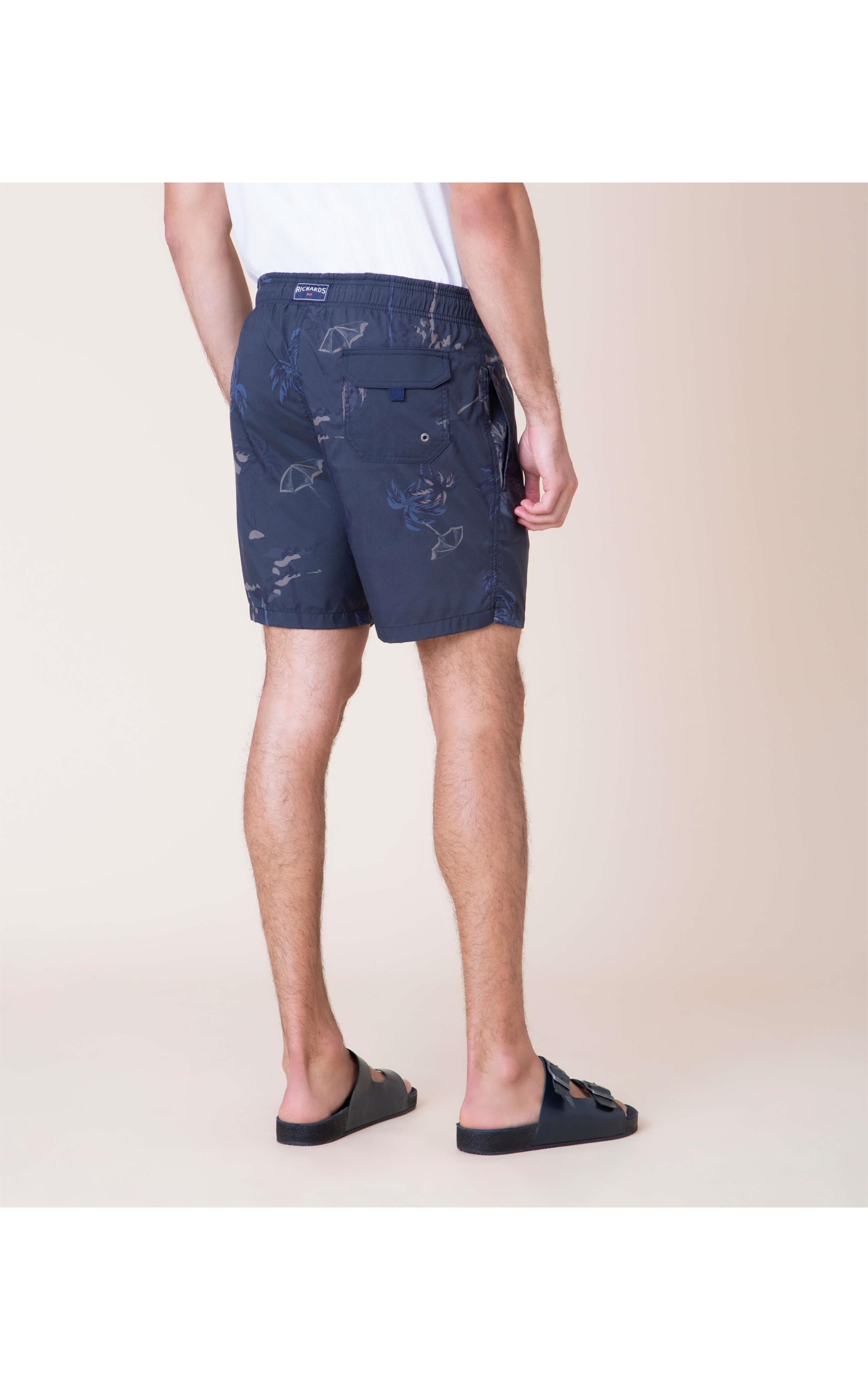 Short Praia Estampa Palmier Chumbo Mescla